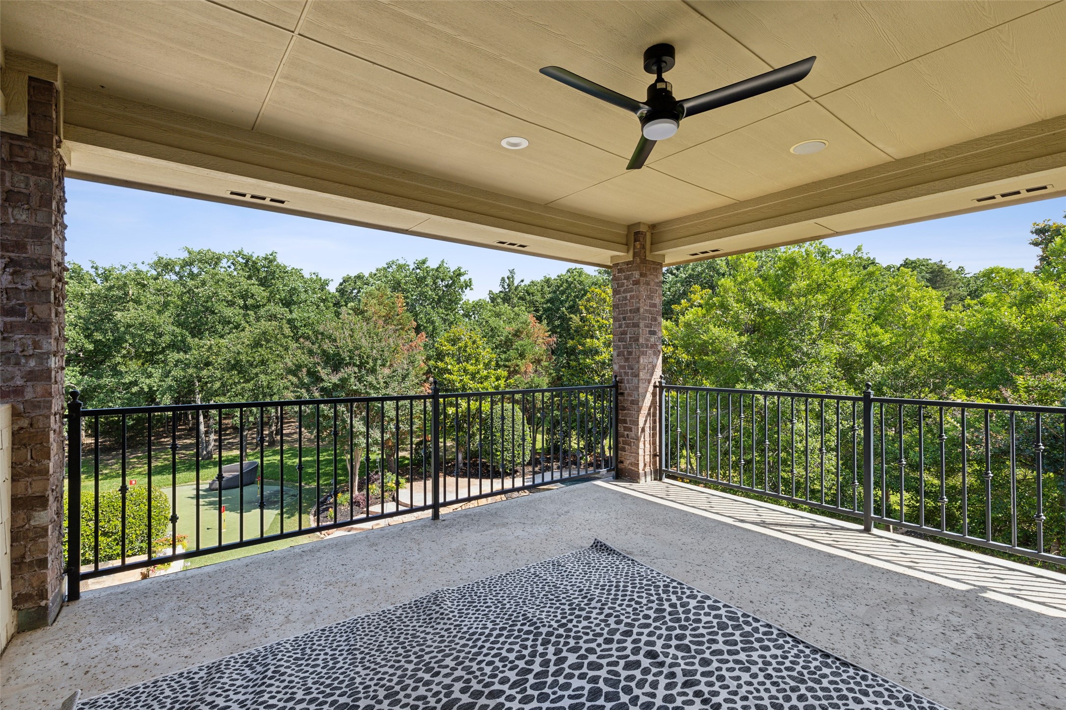 505 Coyote Road