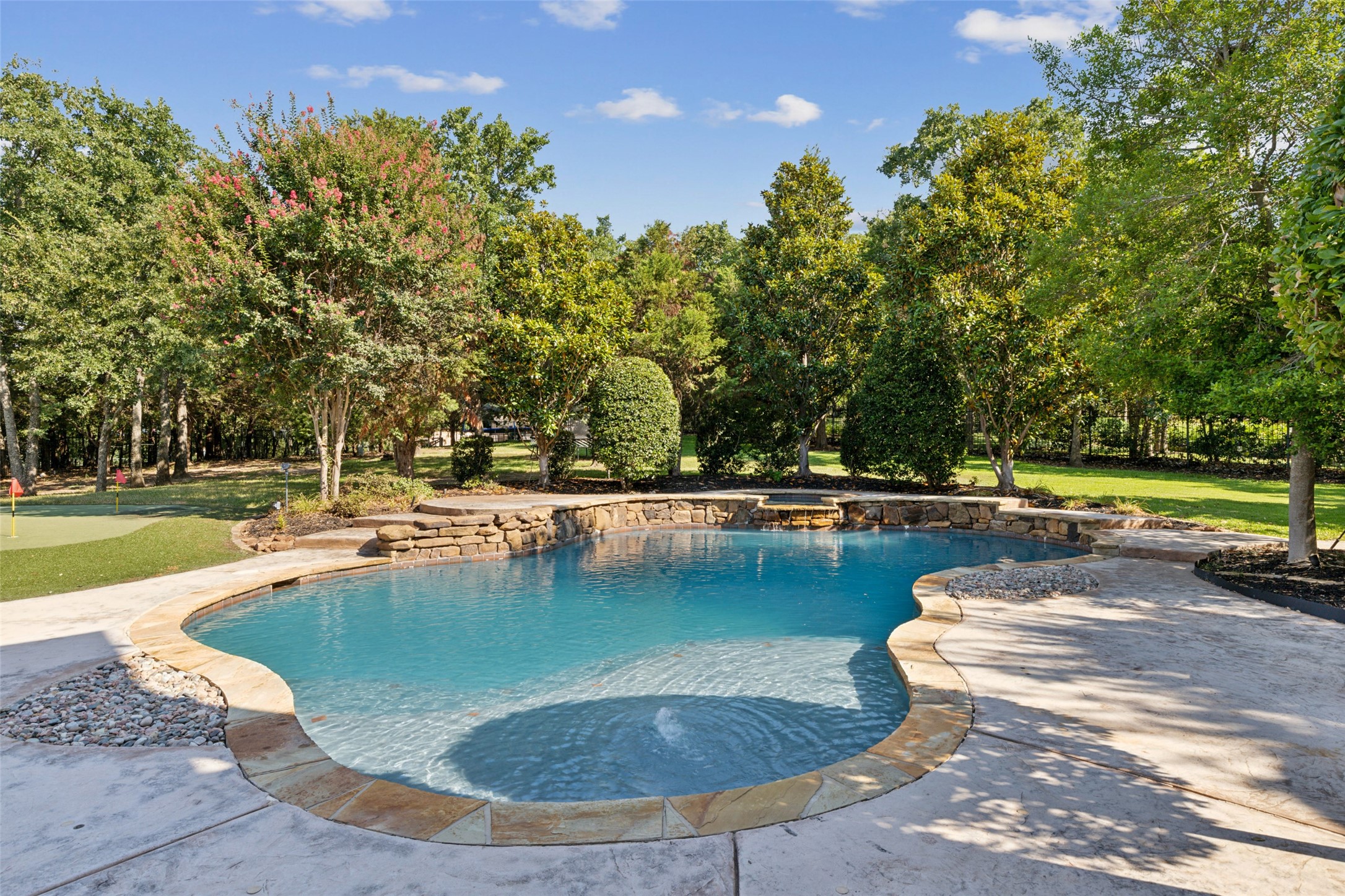 505 Coyote Road