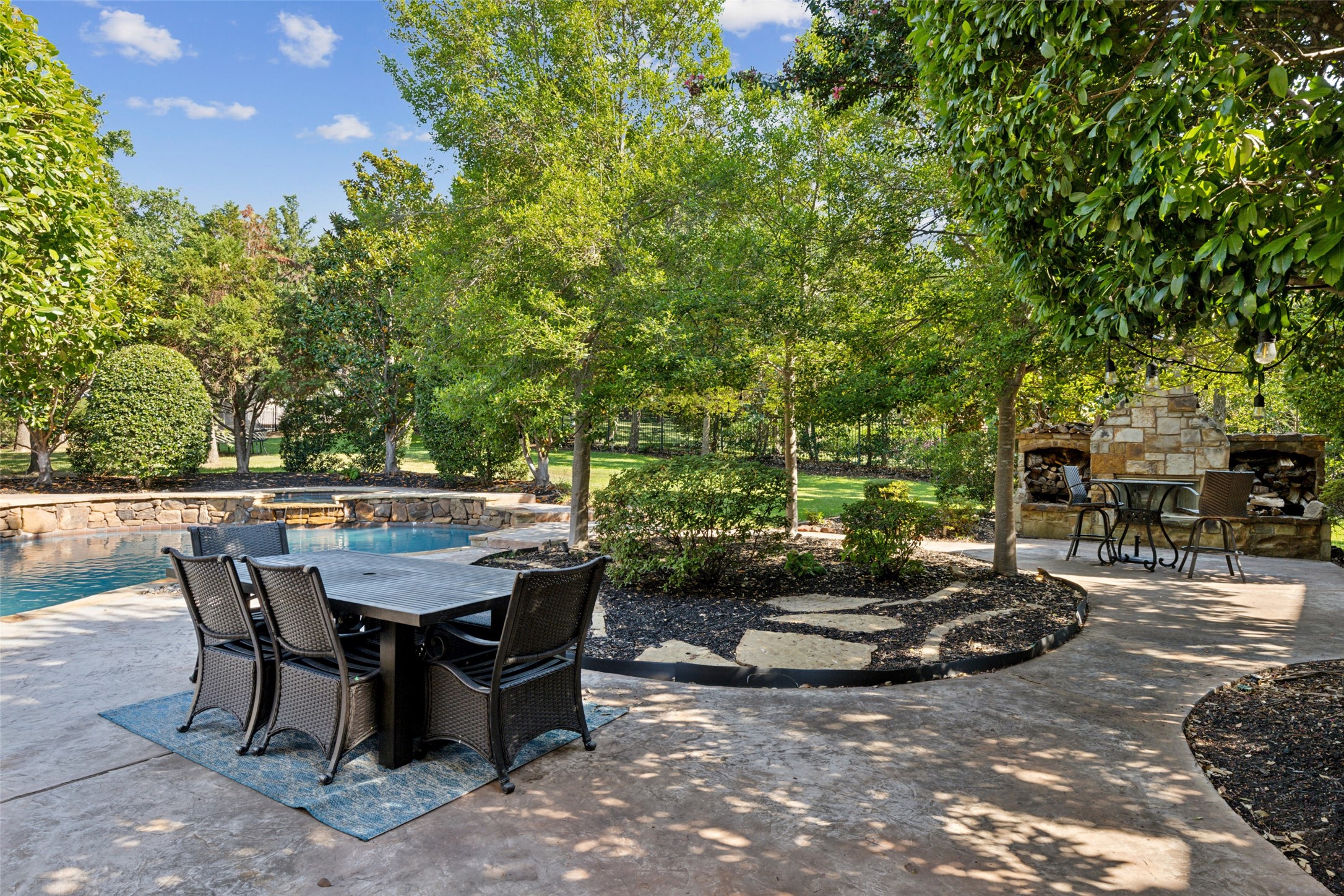 505 Coyote Road