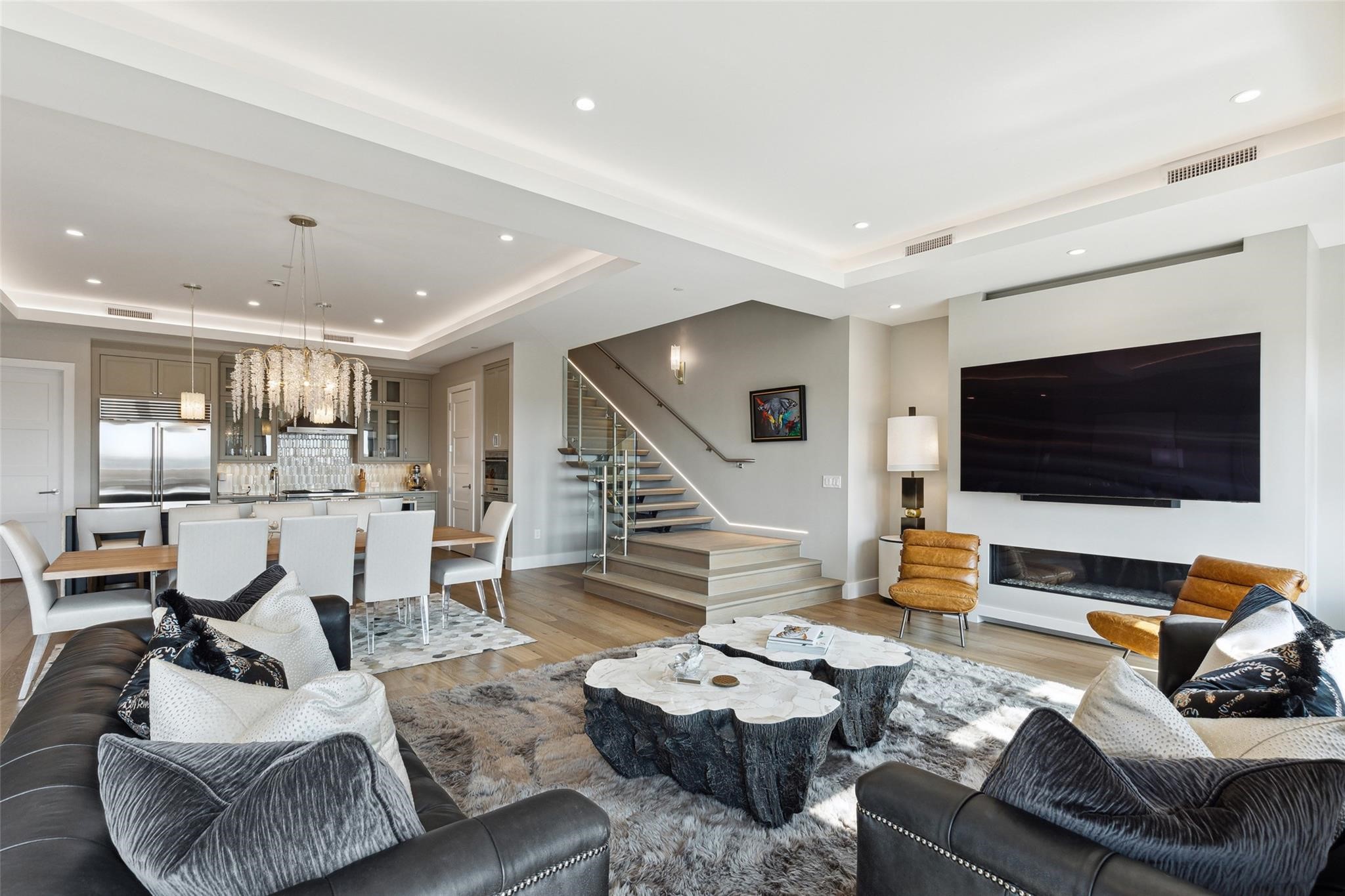 350 Central Avenue 505