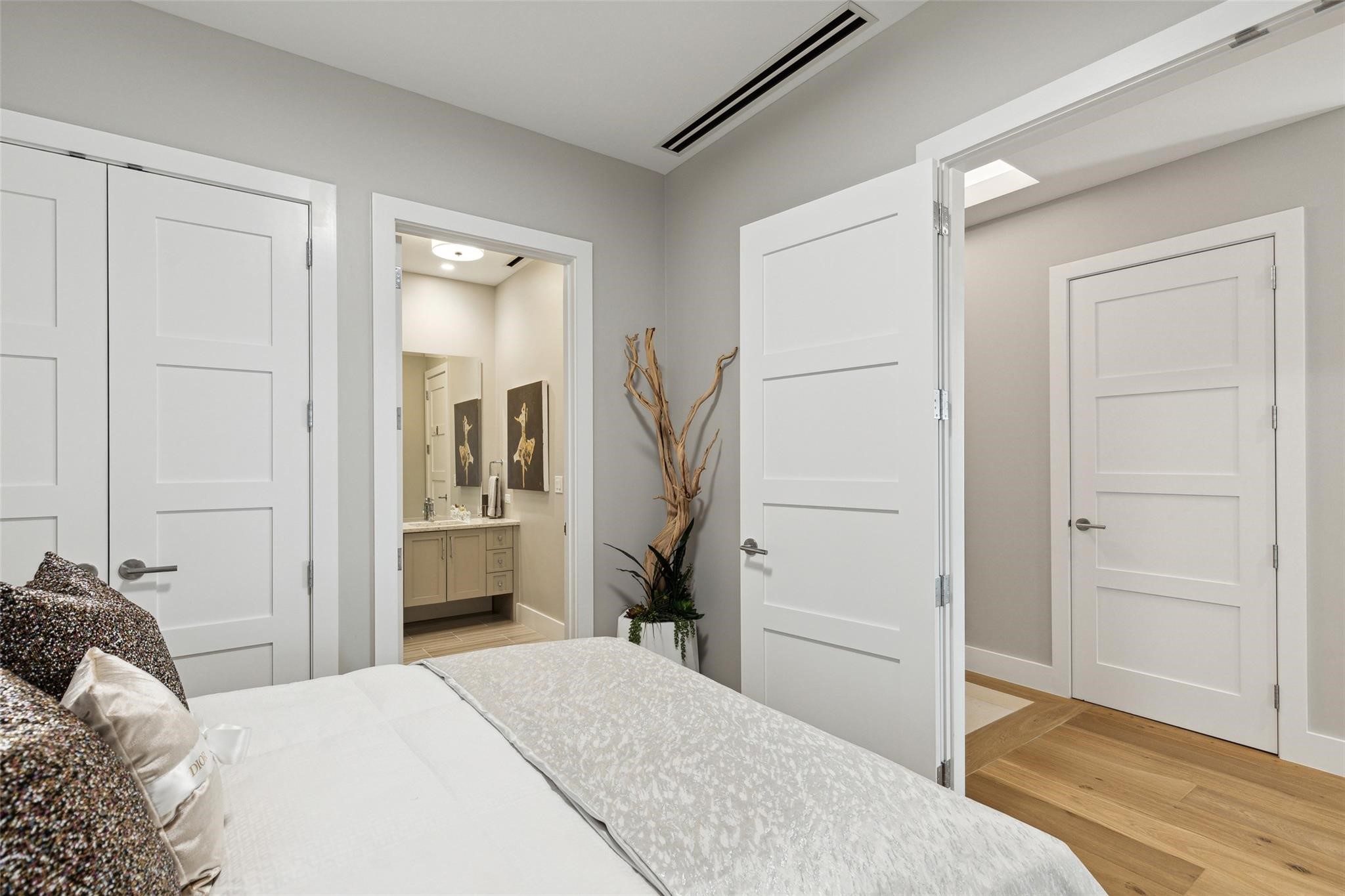 350 Central Avenue 505