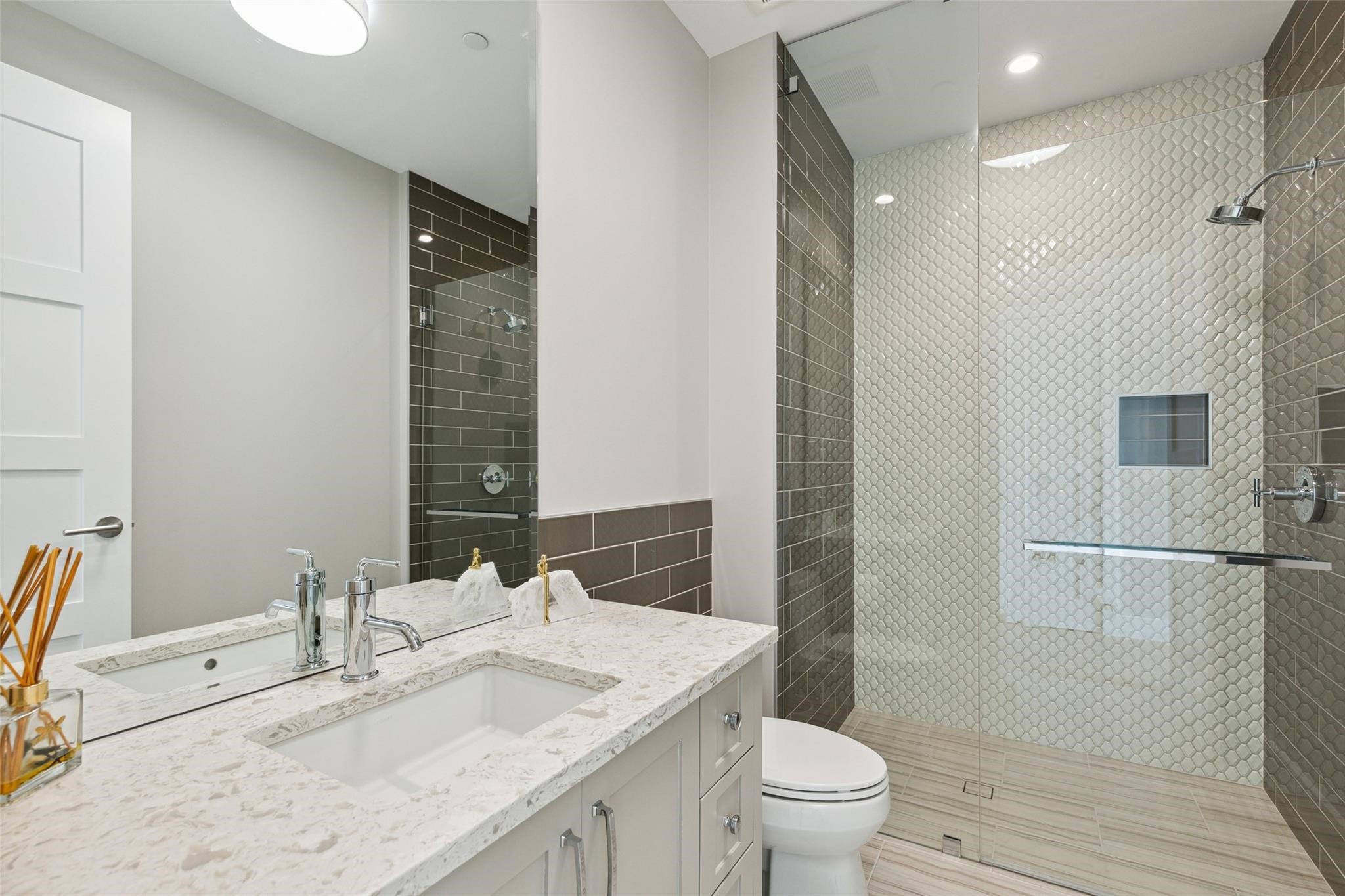 350 Central Avenue 505