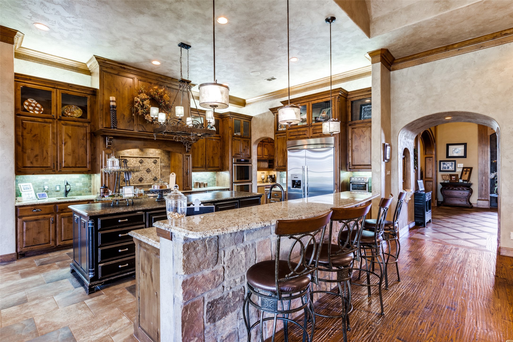 8601 Buckner Lane