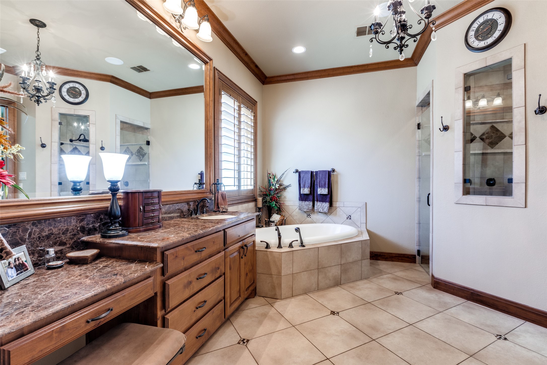 8601 Buckner Lane