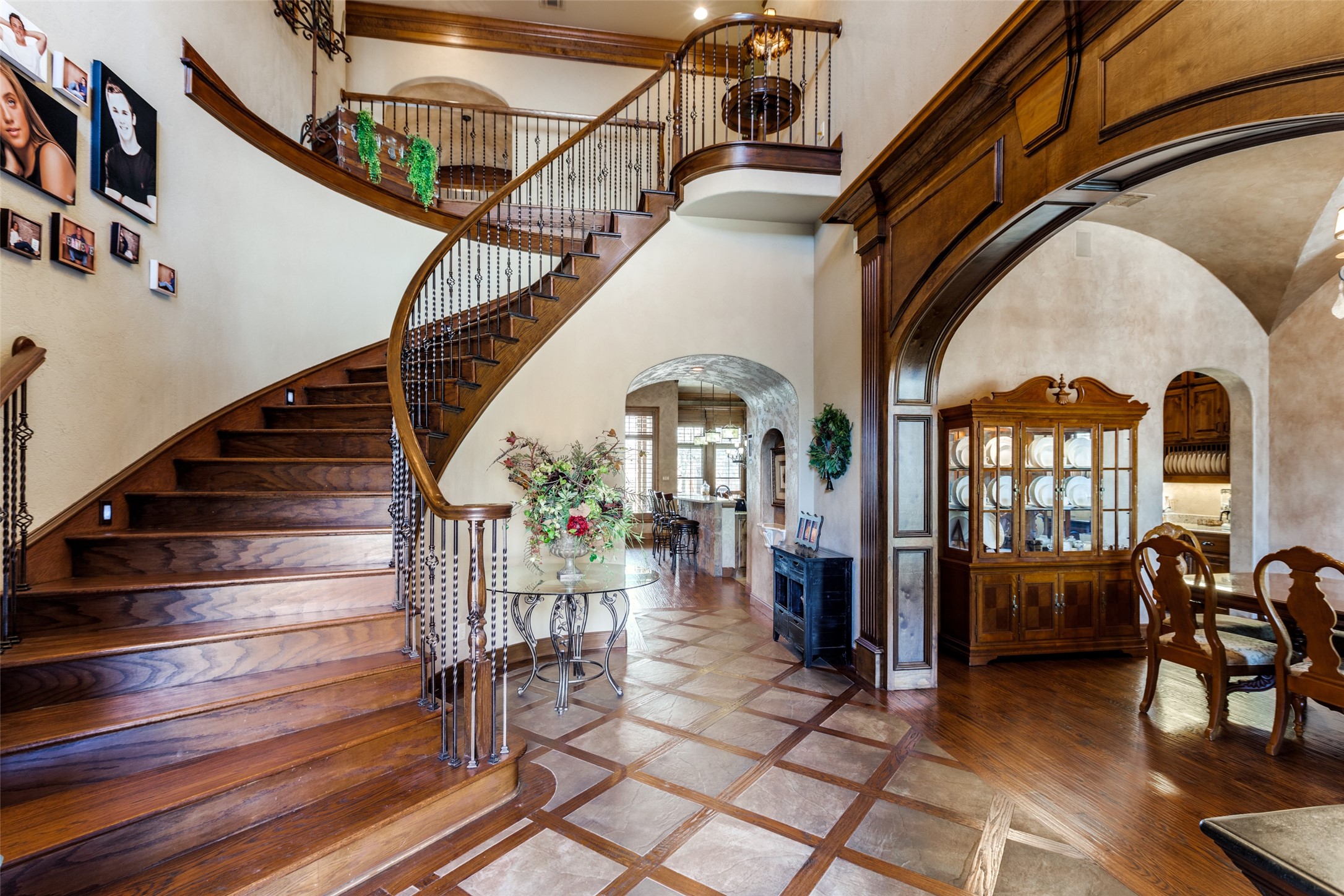 8601 Buckner Lane