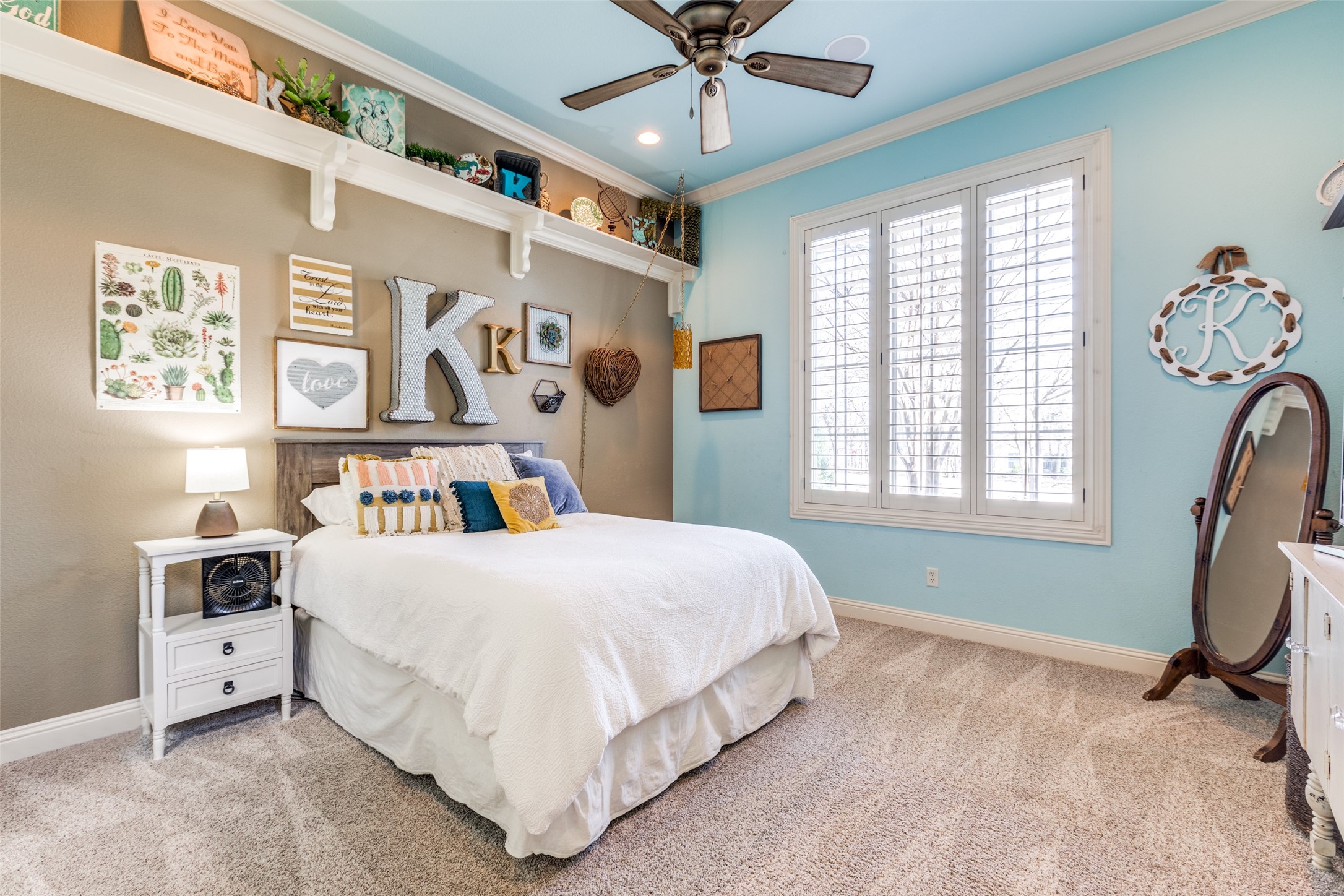 8601 Buckner Lane