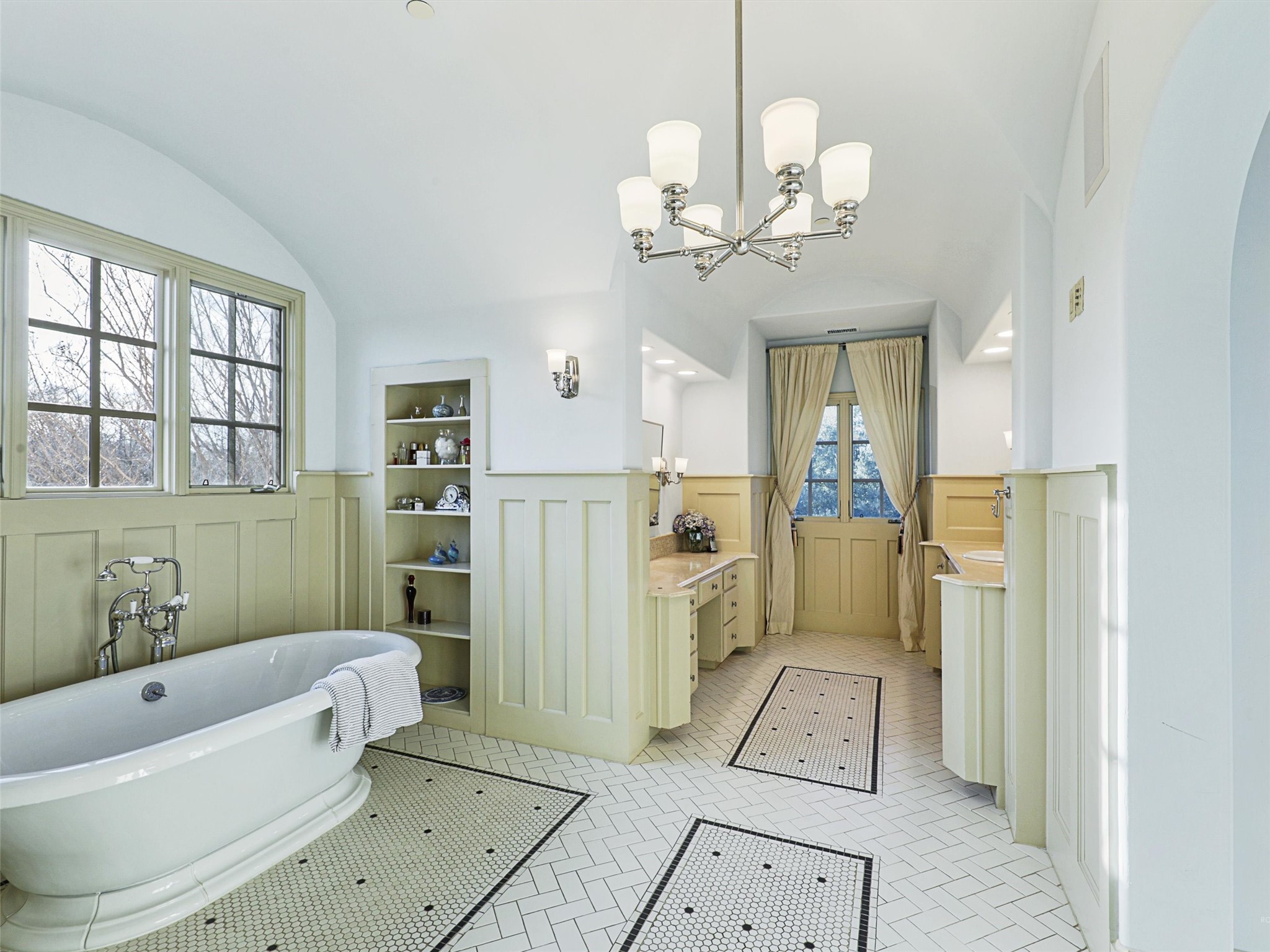 1855 Broken Bend Drive