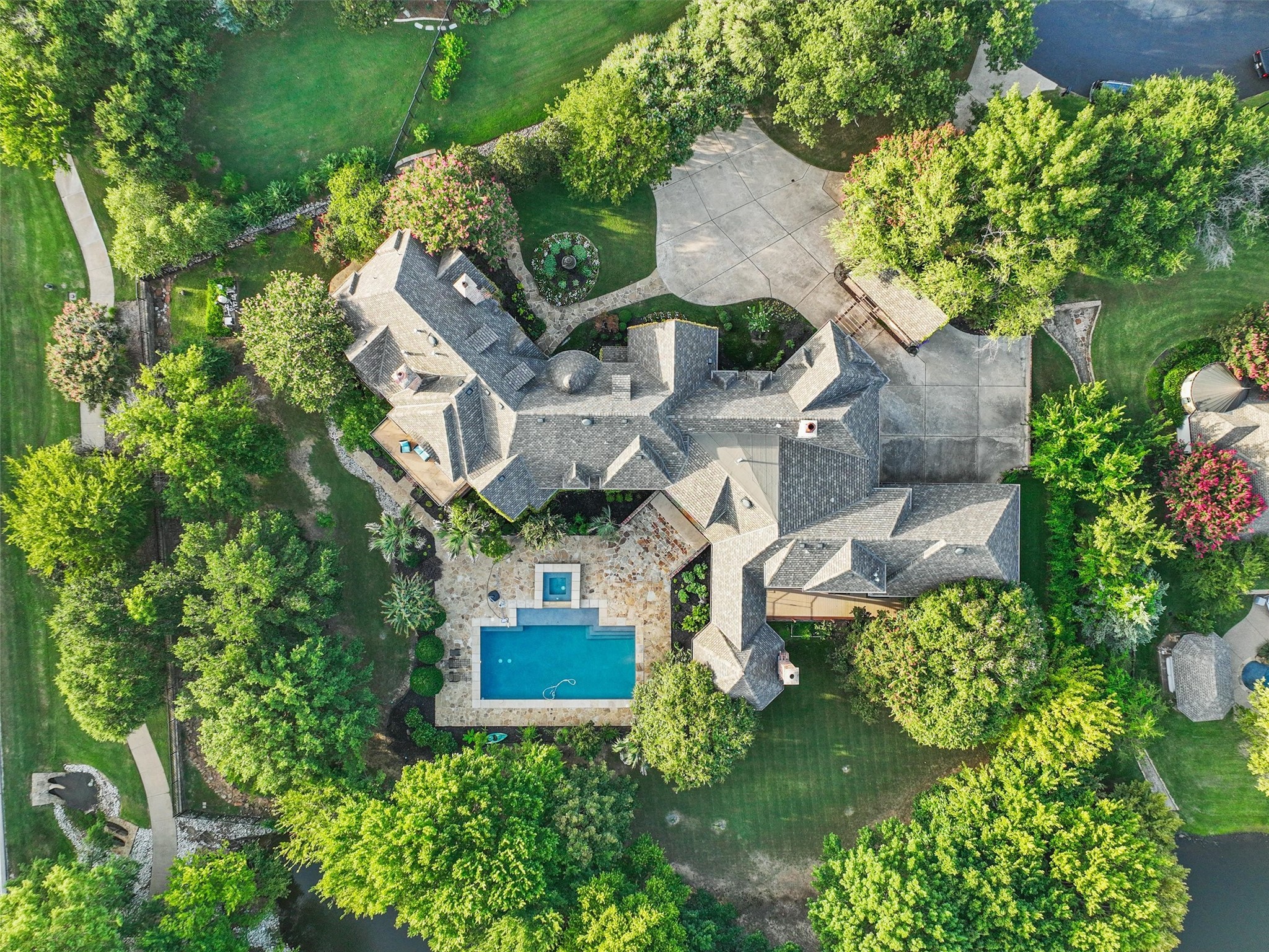 1855 Broken Bend Drive