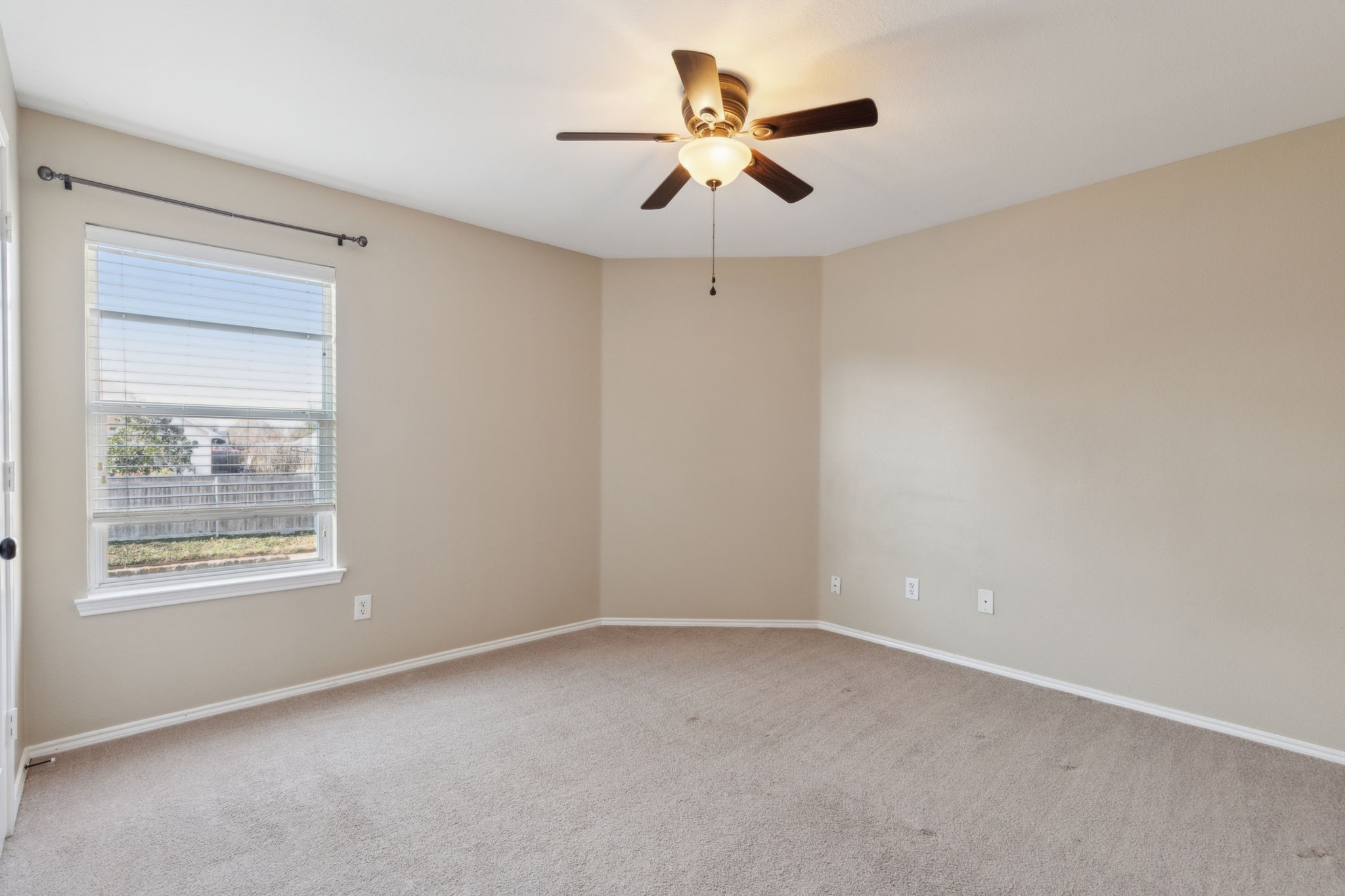 8302 Carallia Court