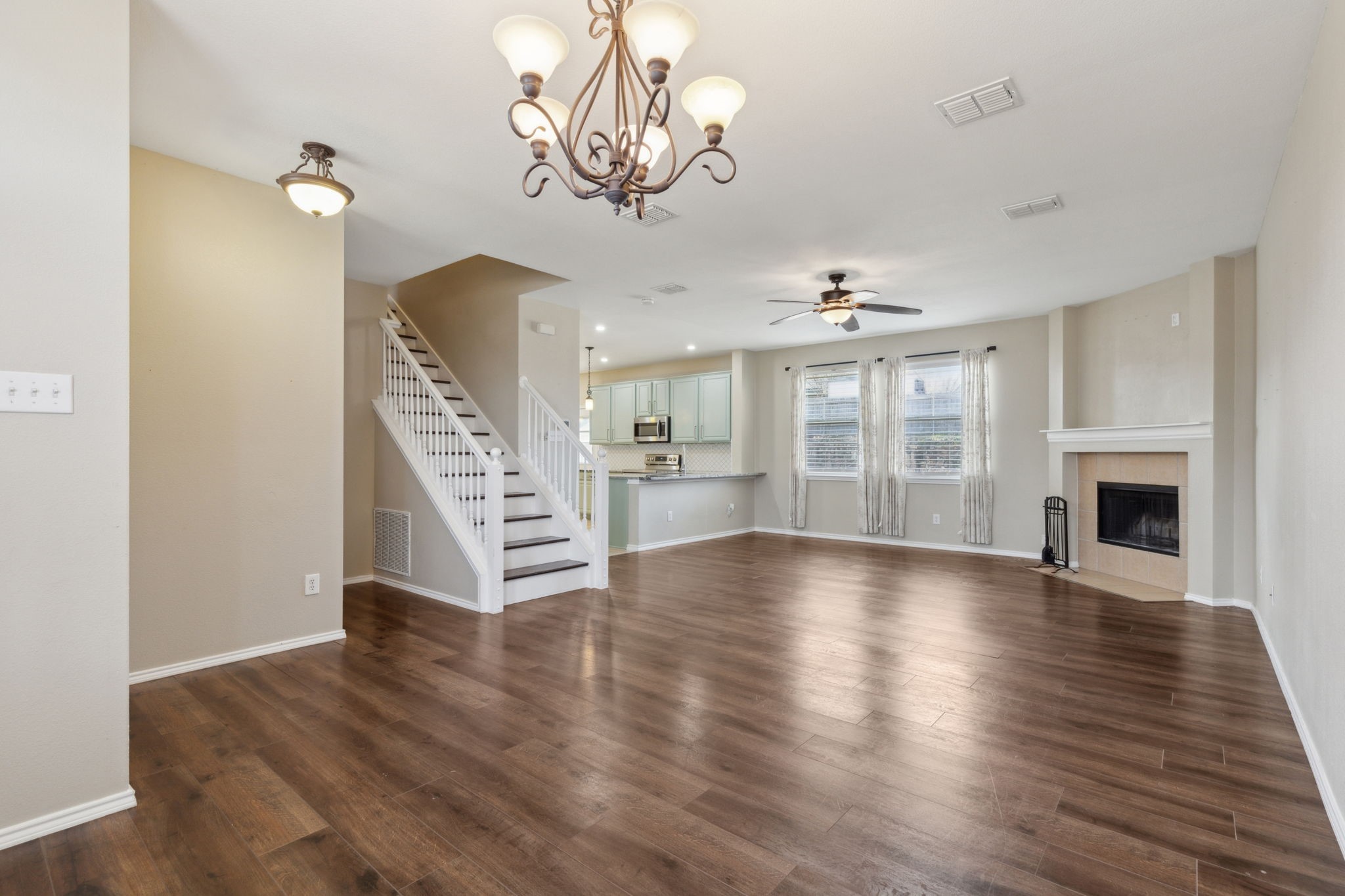 8302 Carallia Court