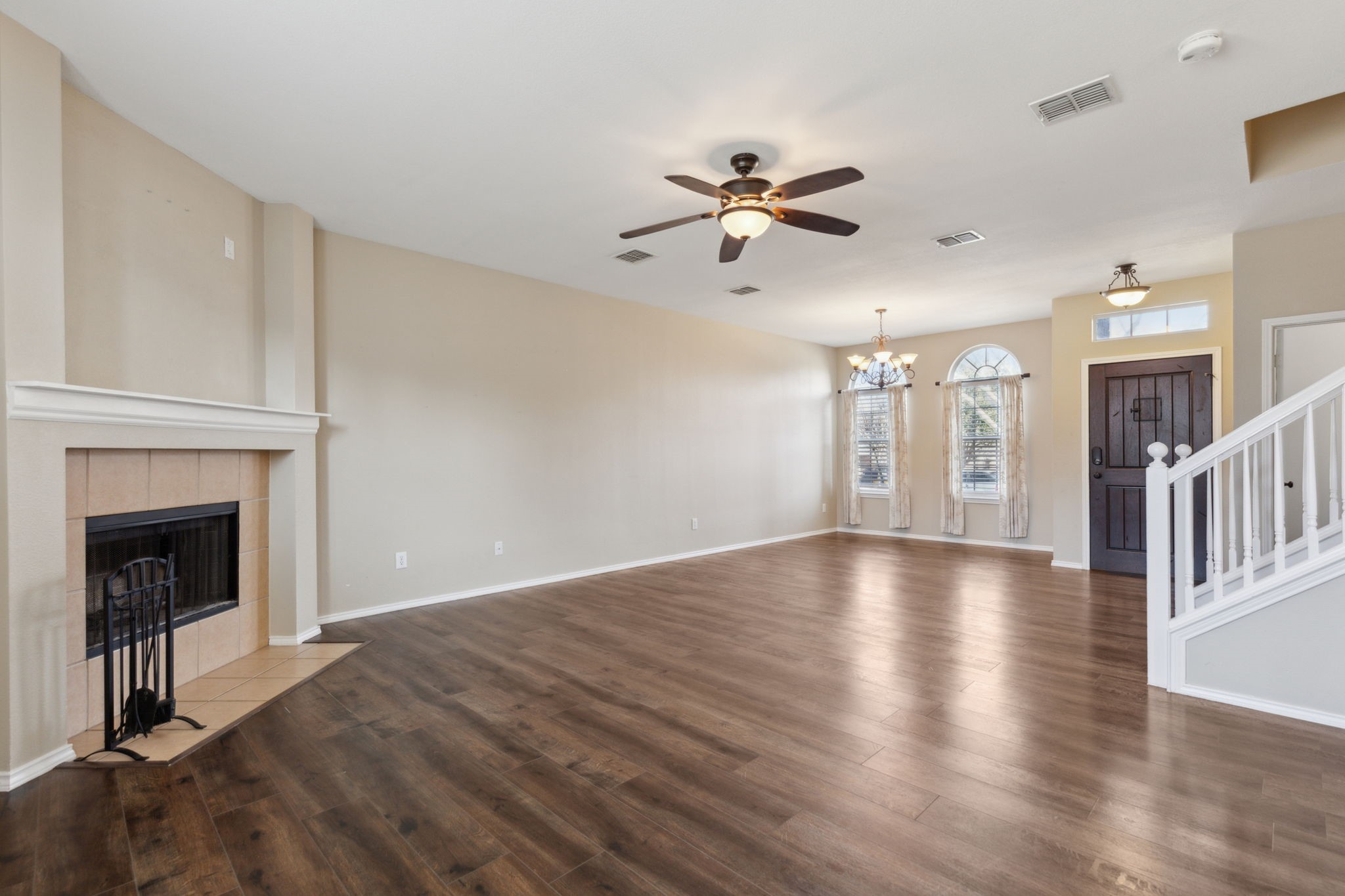 8302 Carallia Court