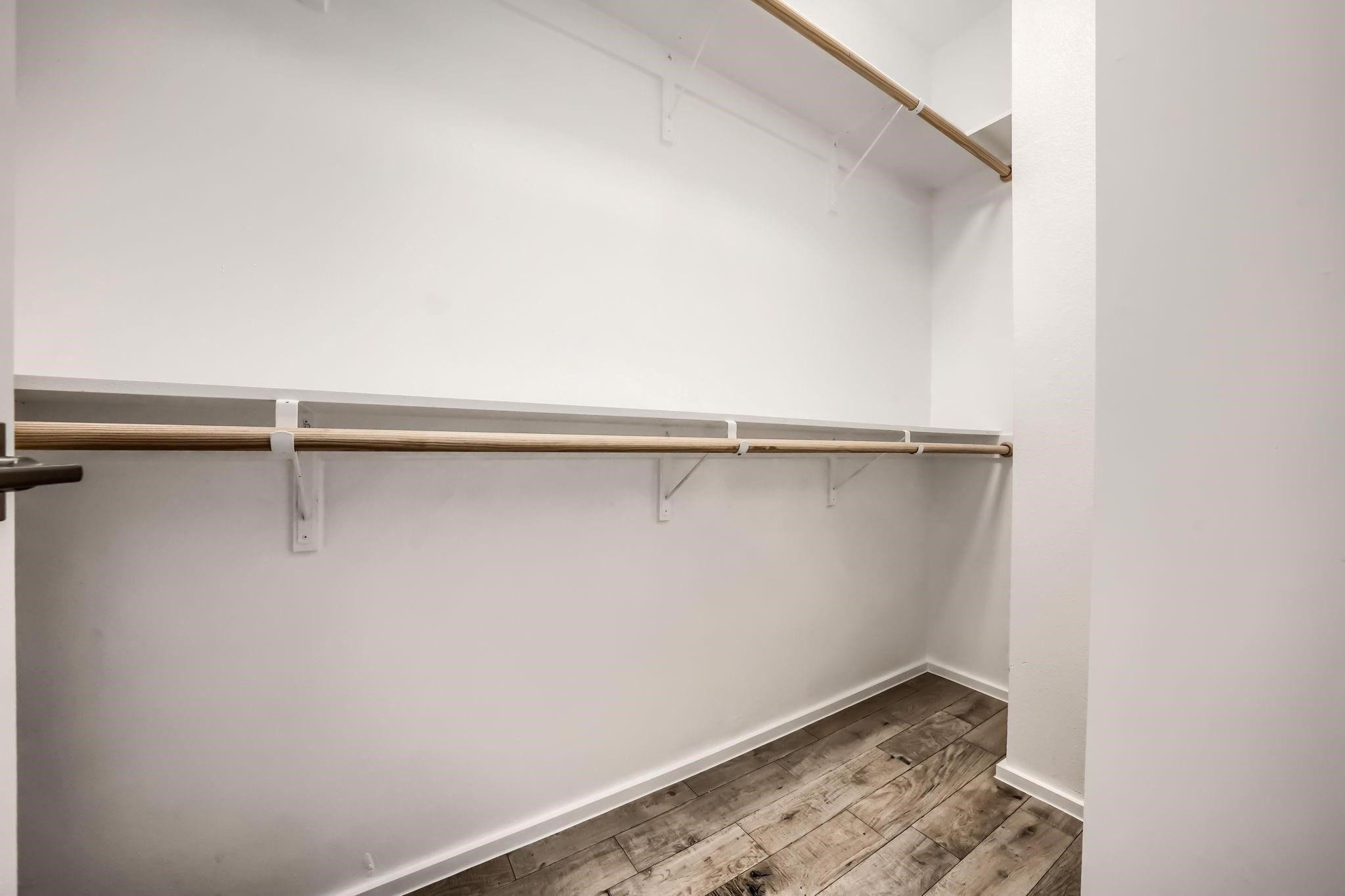 5931 Lindell Avenue 105