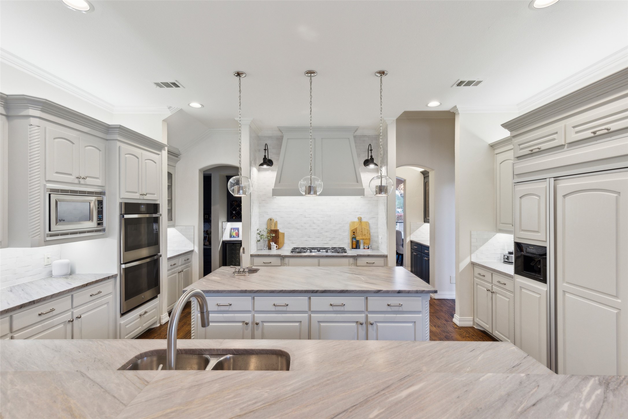 3001 Loch Meadow Court