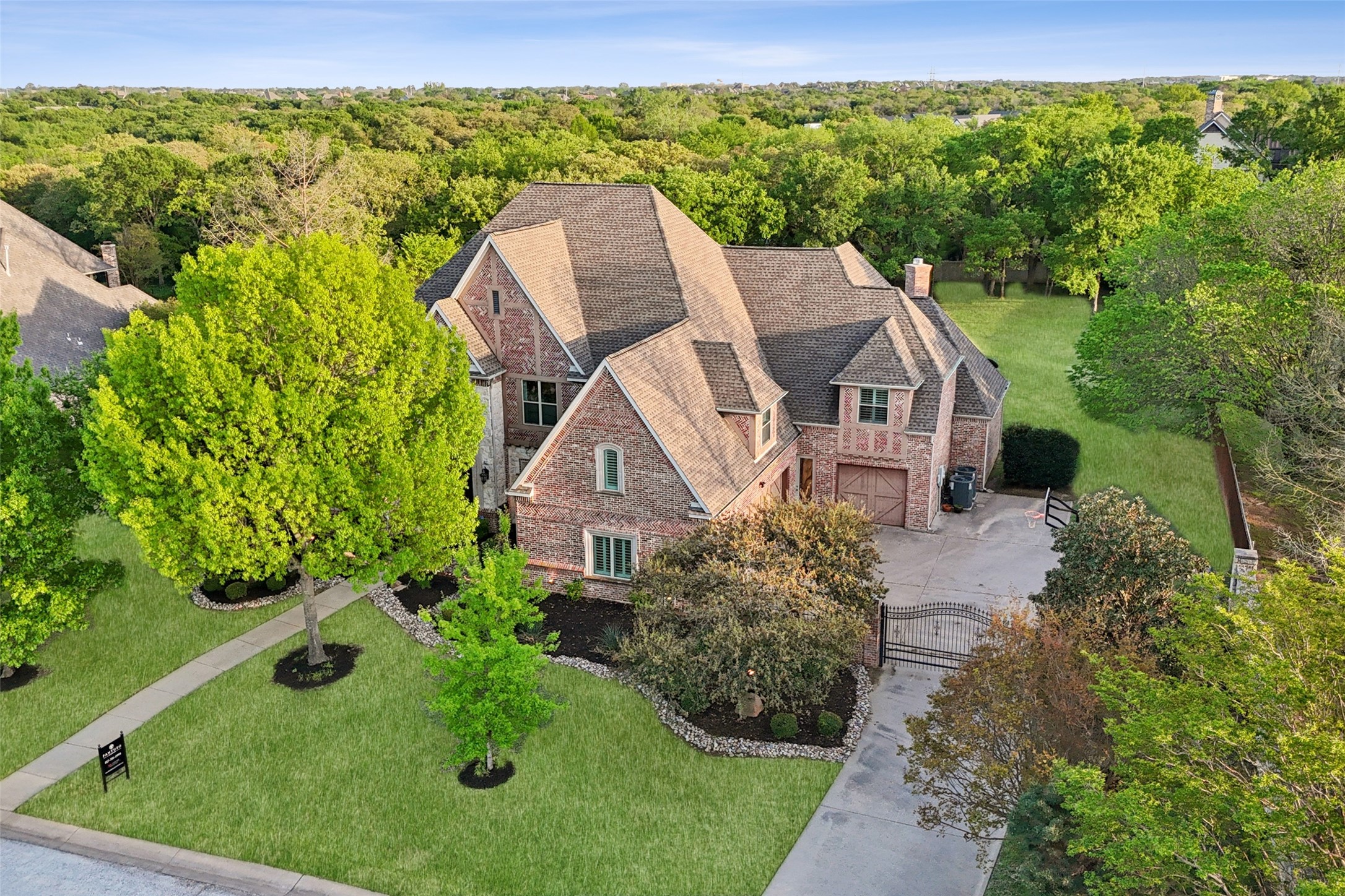 3001 Loch Meadow Court