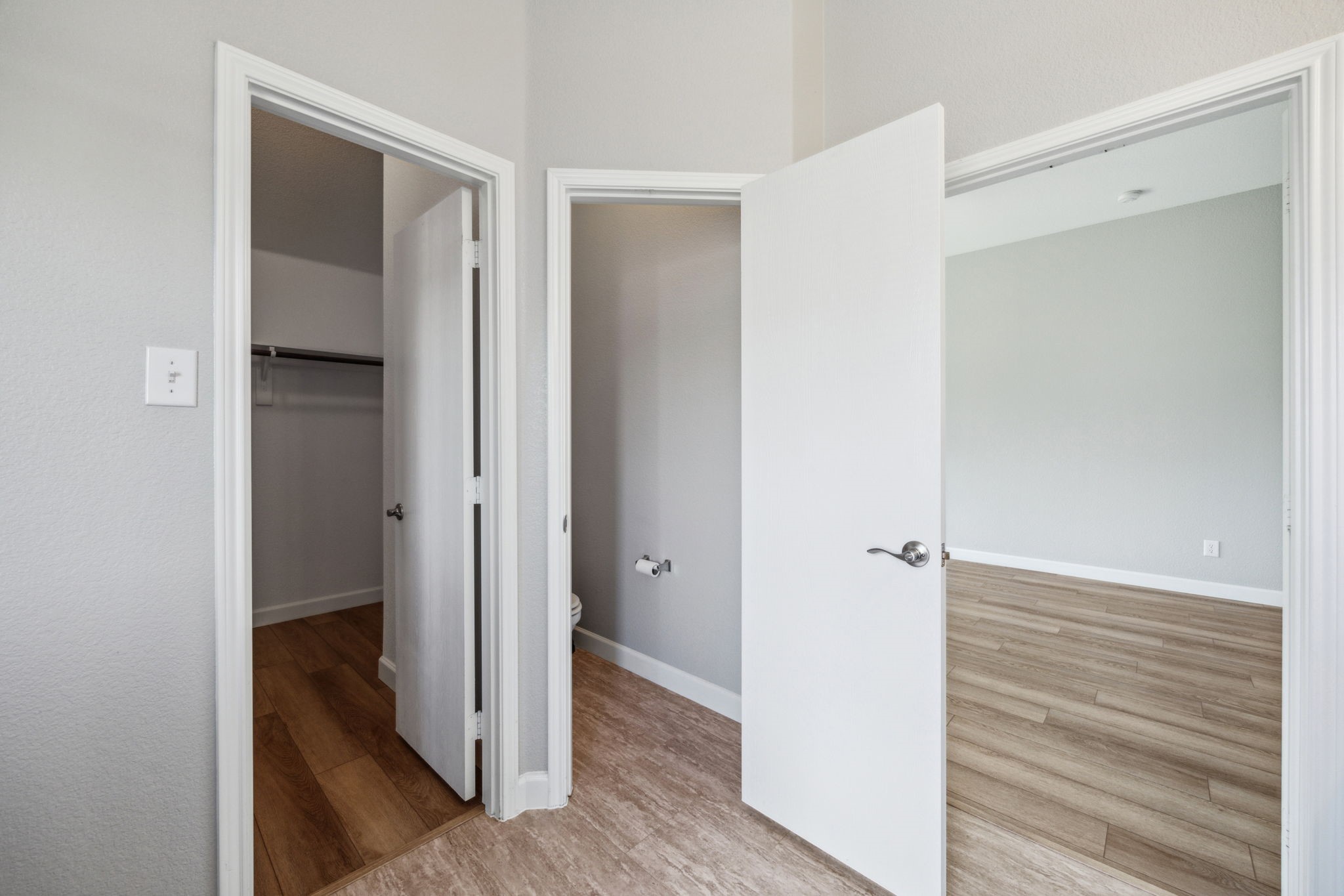 2801 Gardendale Drive