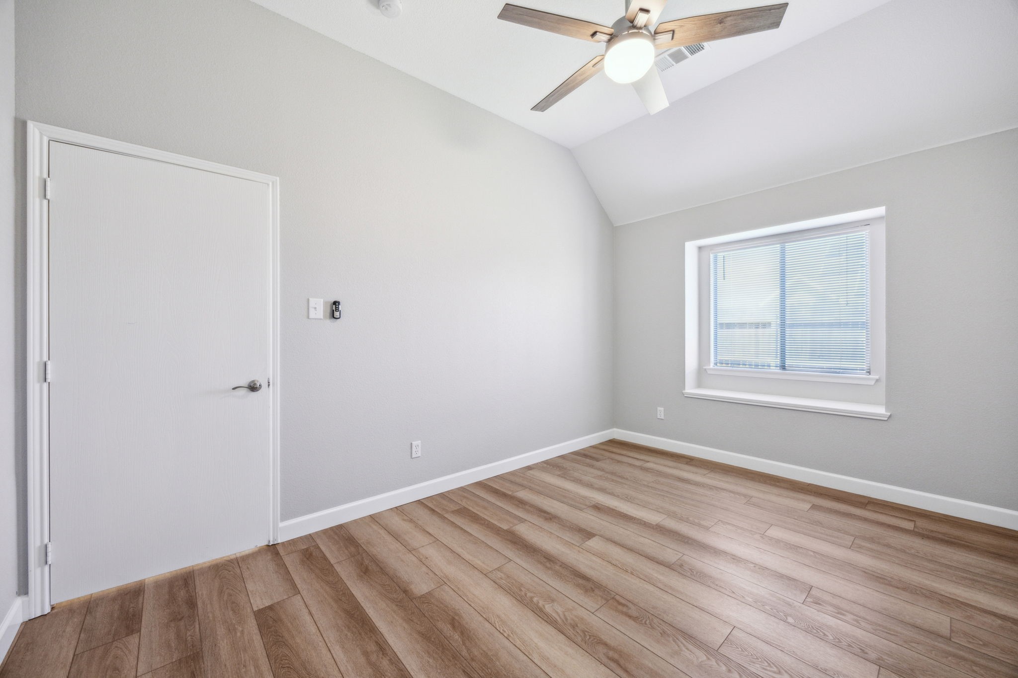 2801 Gardendale Drive