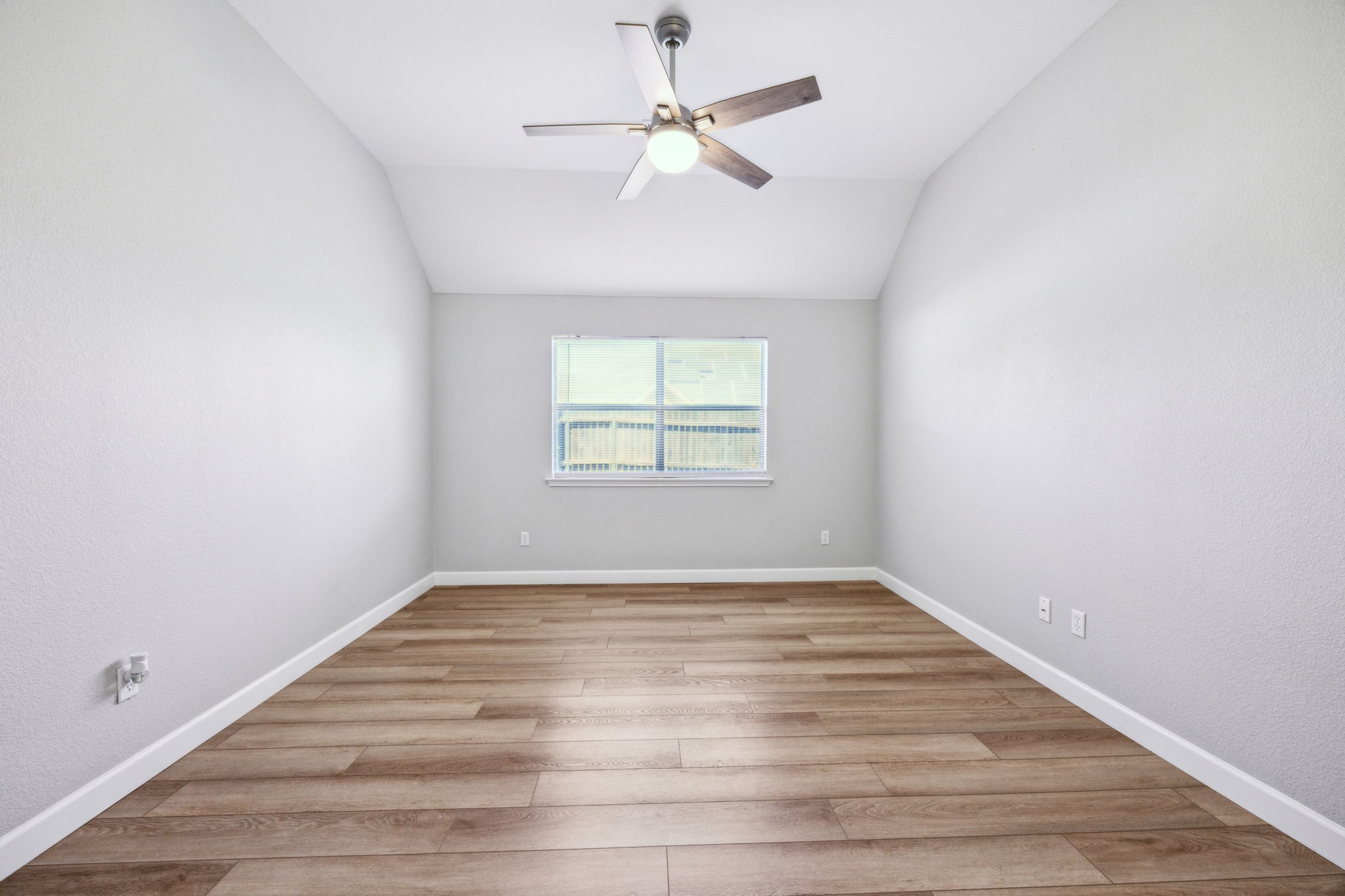 2801 Gardendale Drive