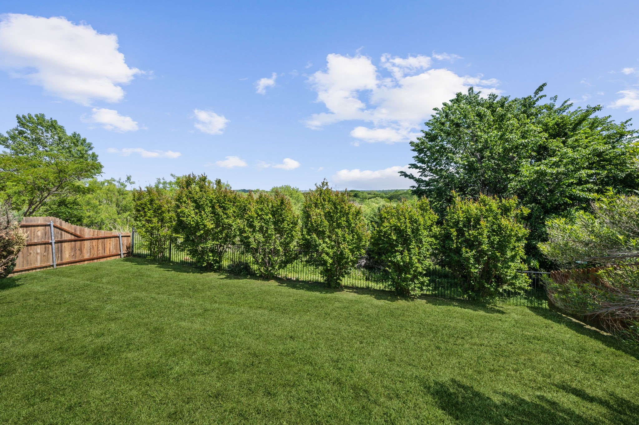 2801 Gardendale Drive