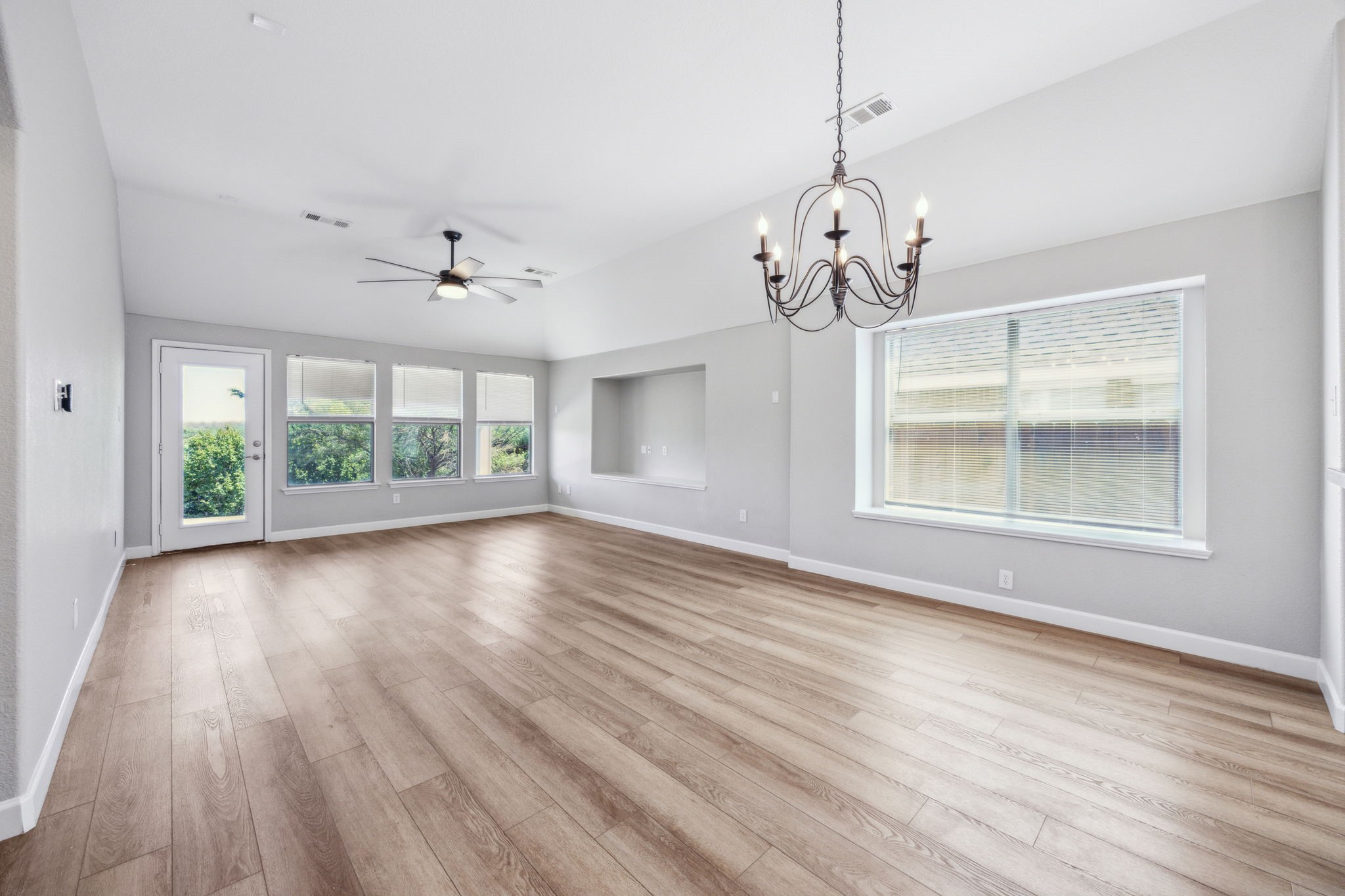 2801 Gardendale Drive