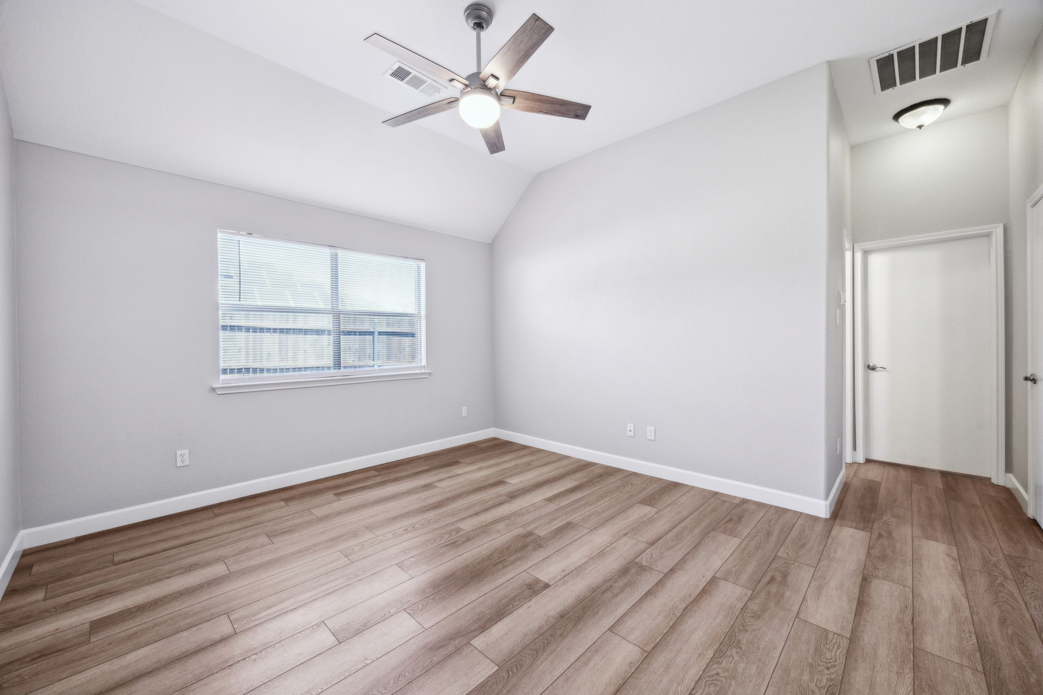 2801 Gardendale Drive