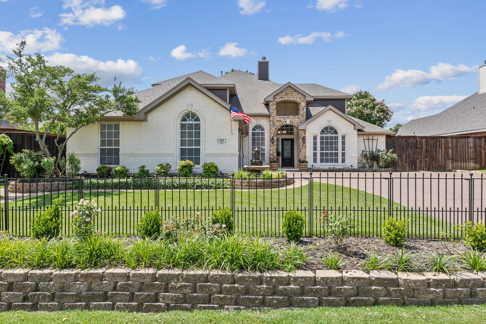 601 Indian Creek Drive