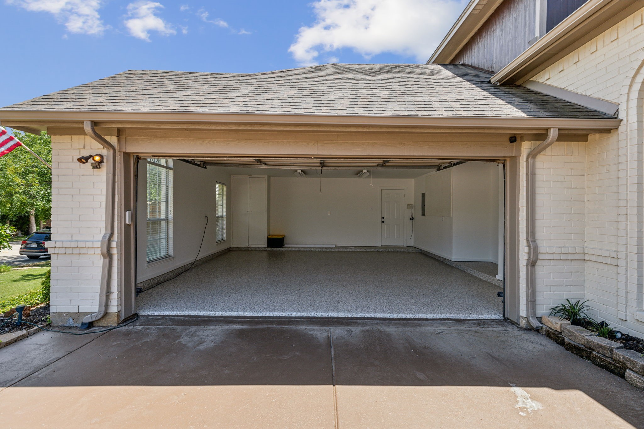601 Indian Creek Drive