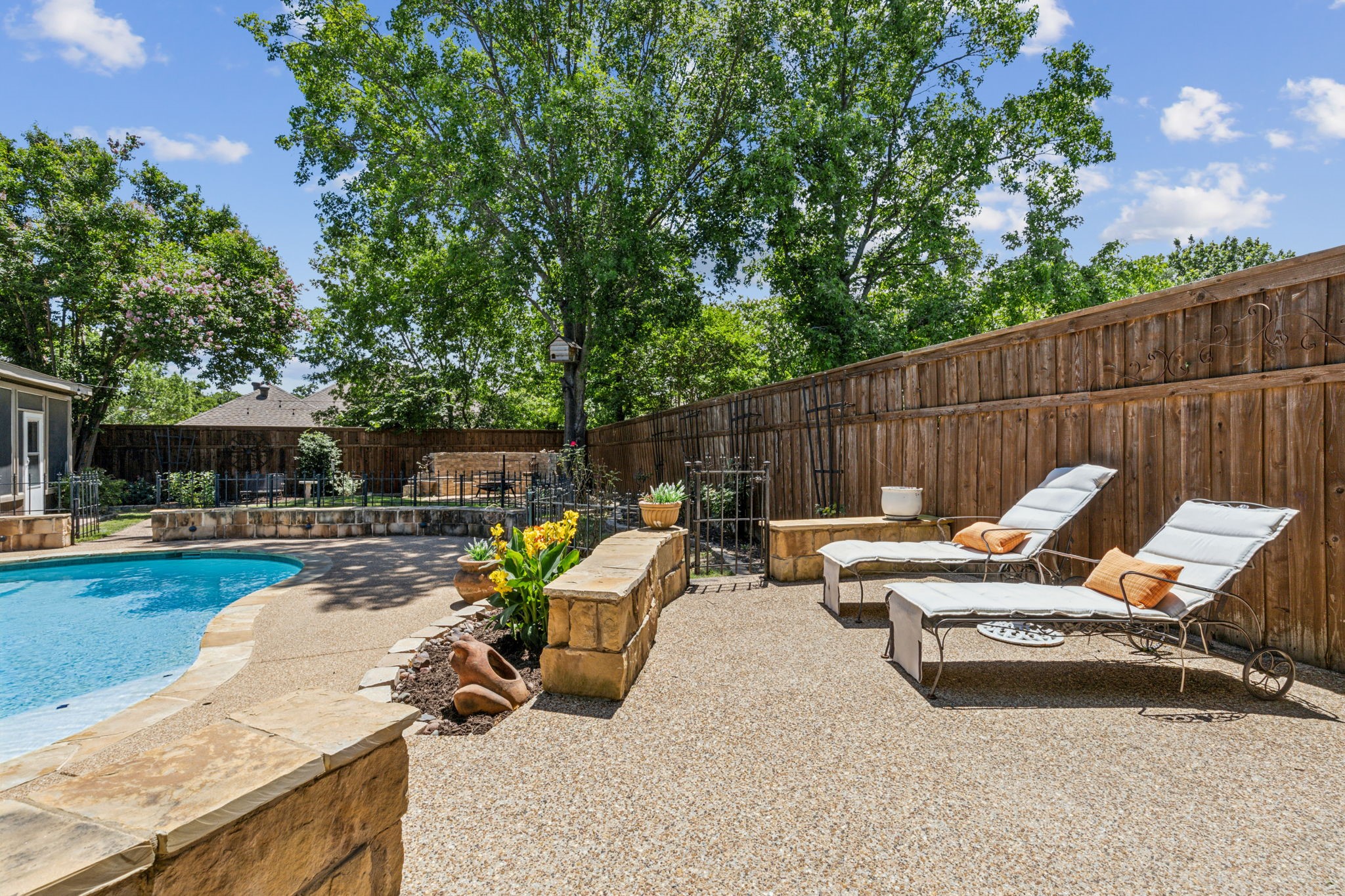 601 Indian Creek Drive