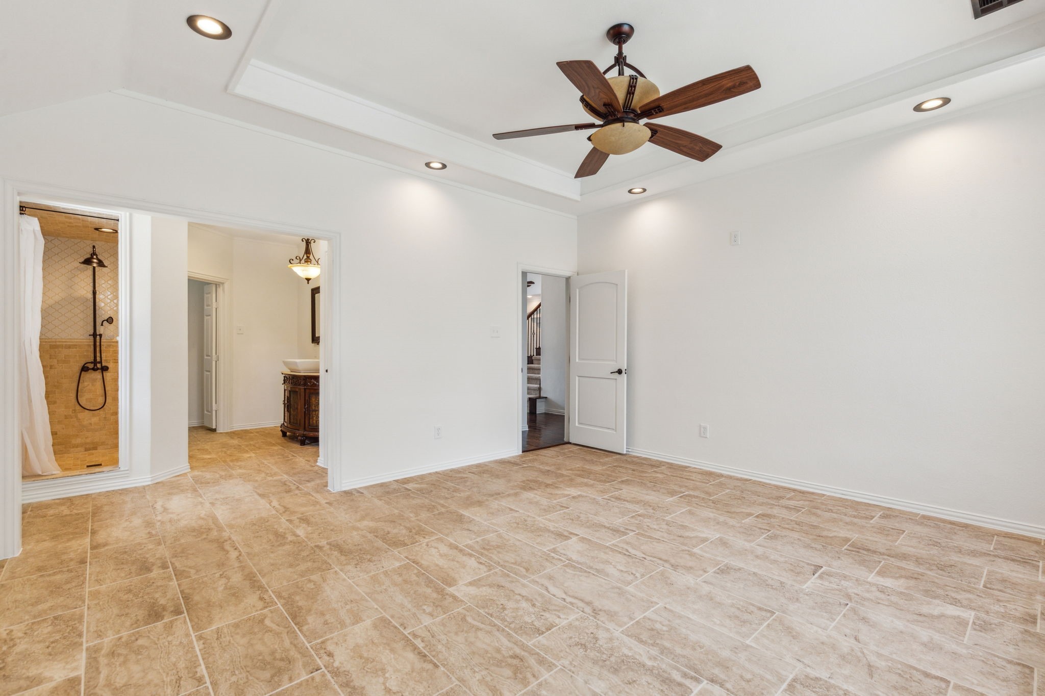 601 Indian Creek Drive