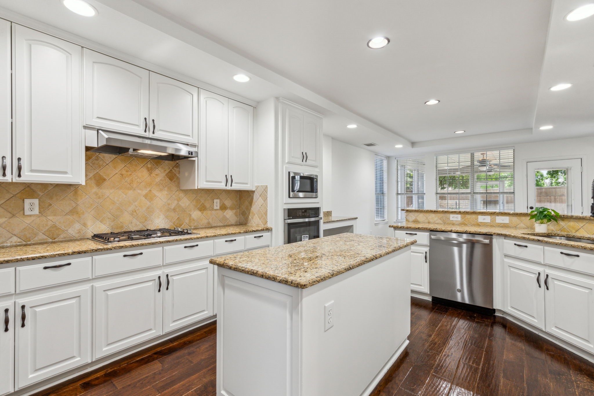 601 Indian Creek Drive