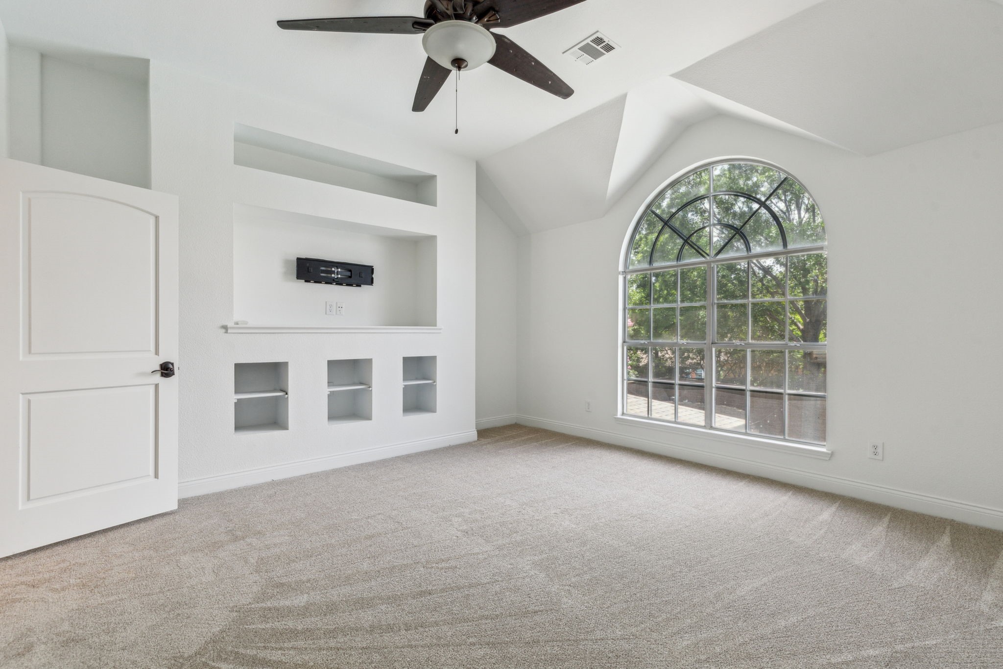 601 Indian Creek Drive