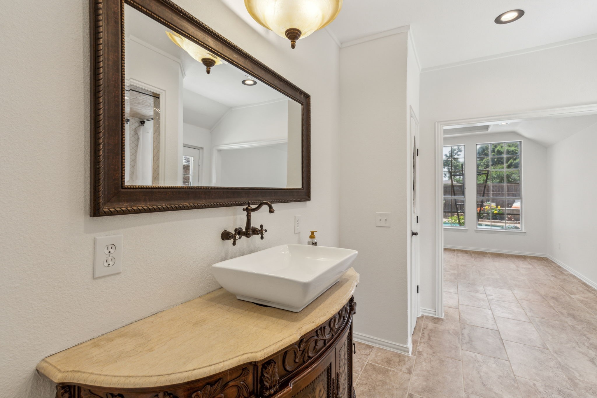 601 Indian Creek Drive