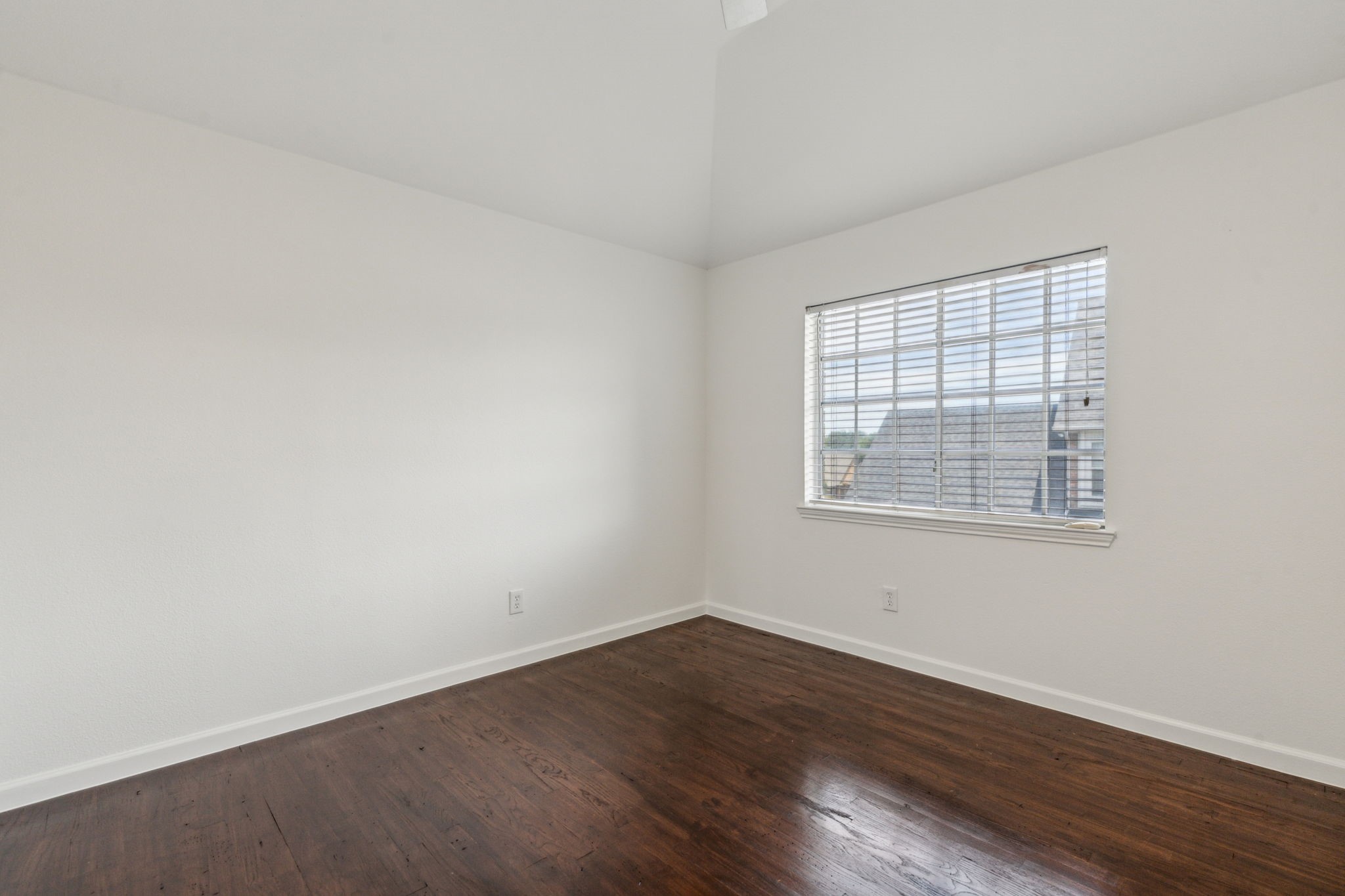 601 Indian Creek Drive