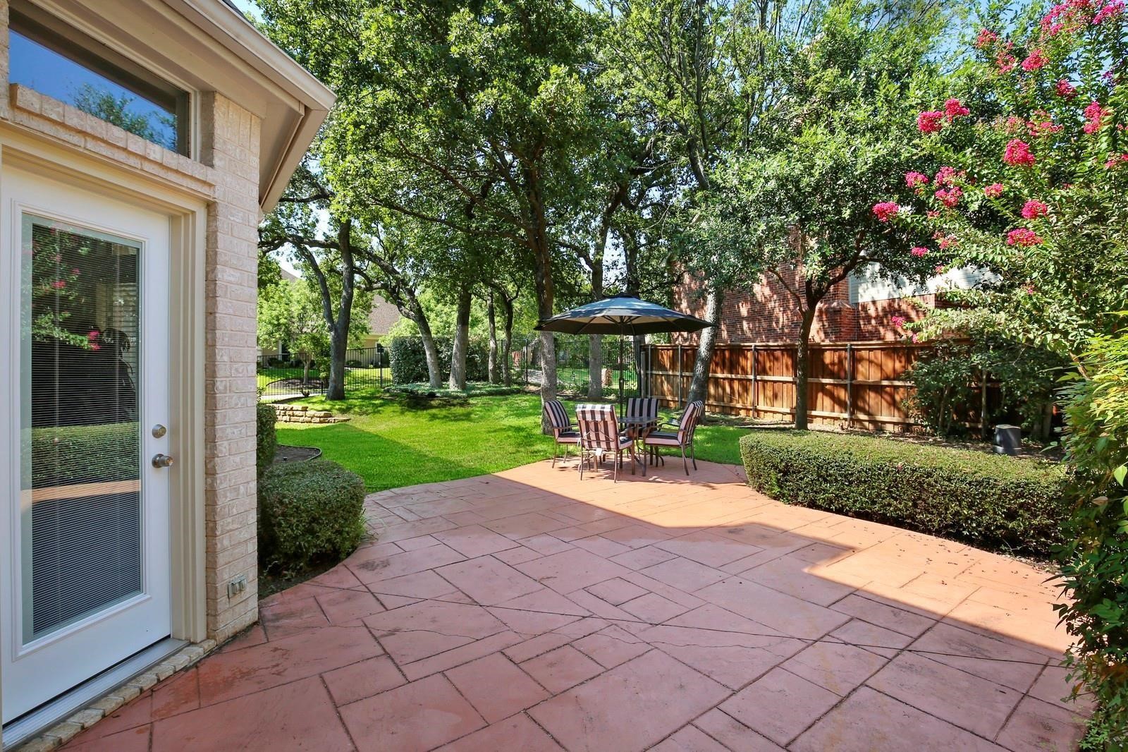 801 Parkdale Drive