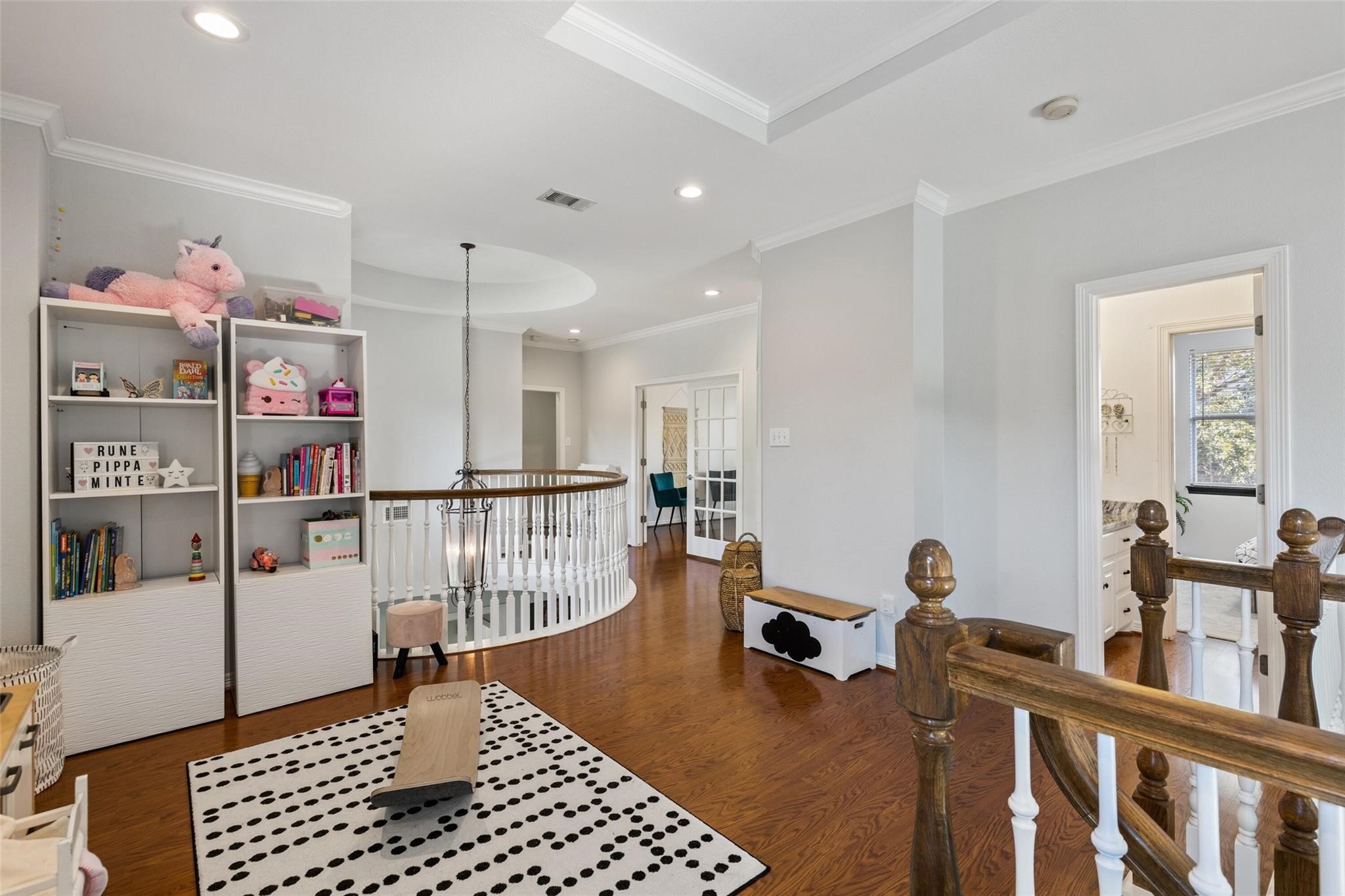 801 Parkdale Drive