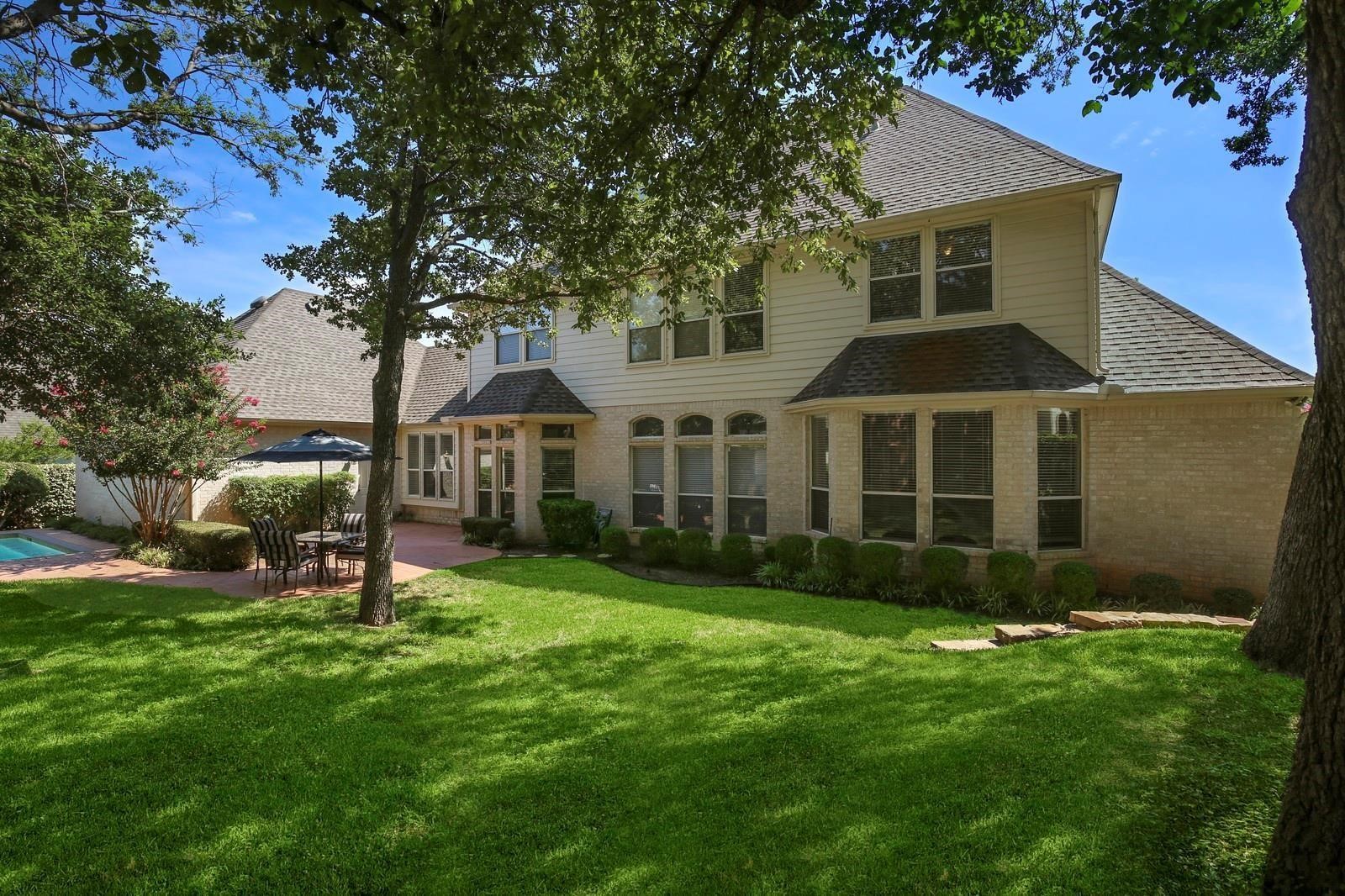 801 Parkdale Drive