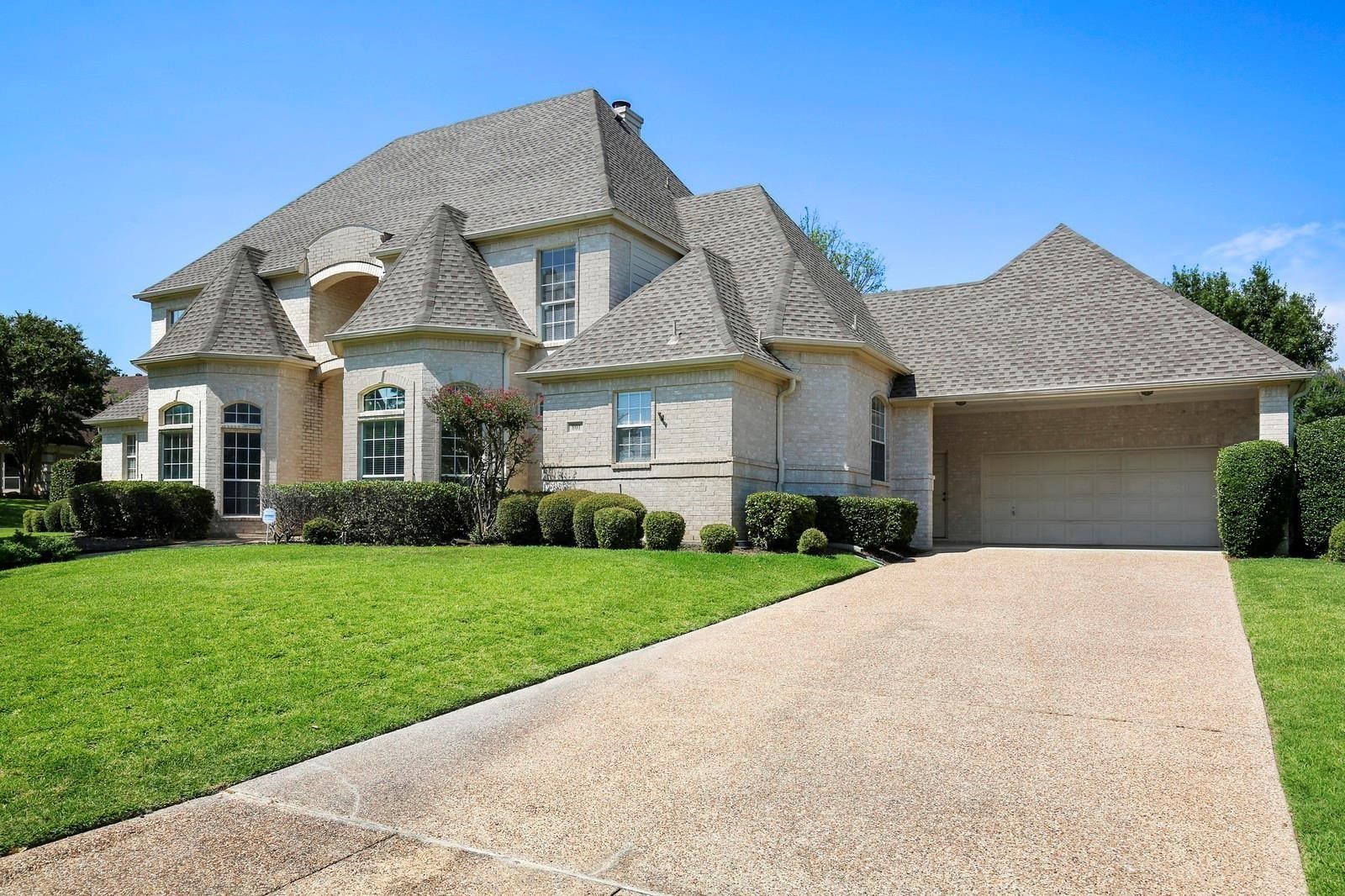 801 Parkdale Drive