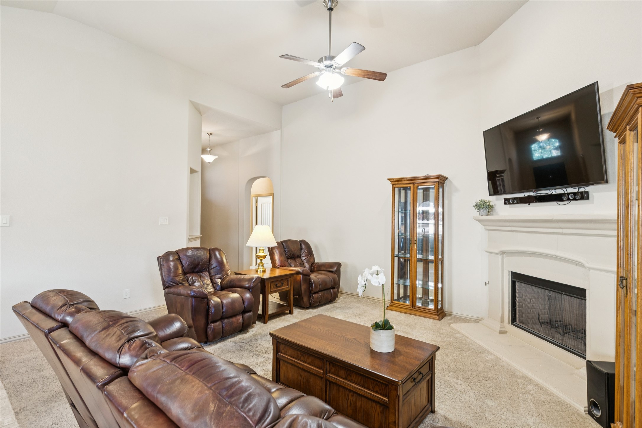 2604 Triangle Leaf Drive