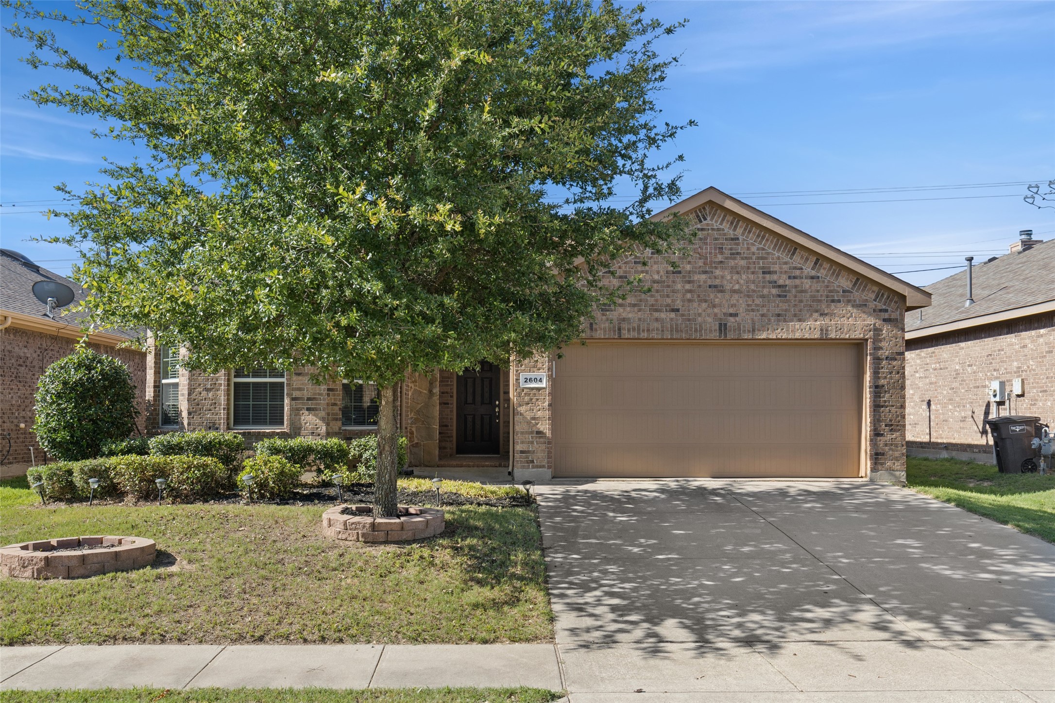 2604 Triangle Leaf Drive