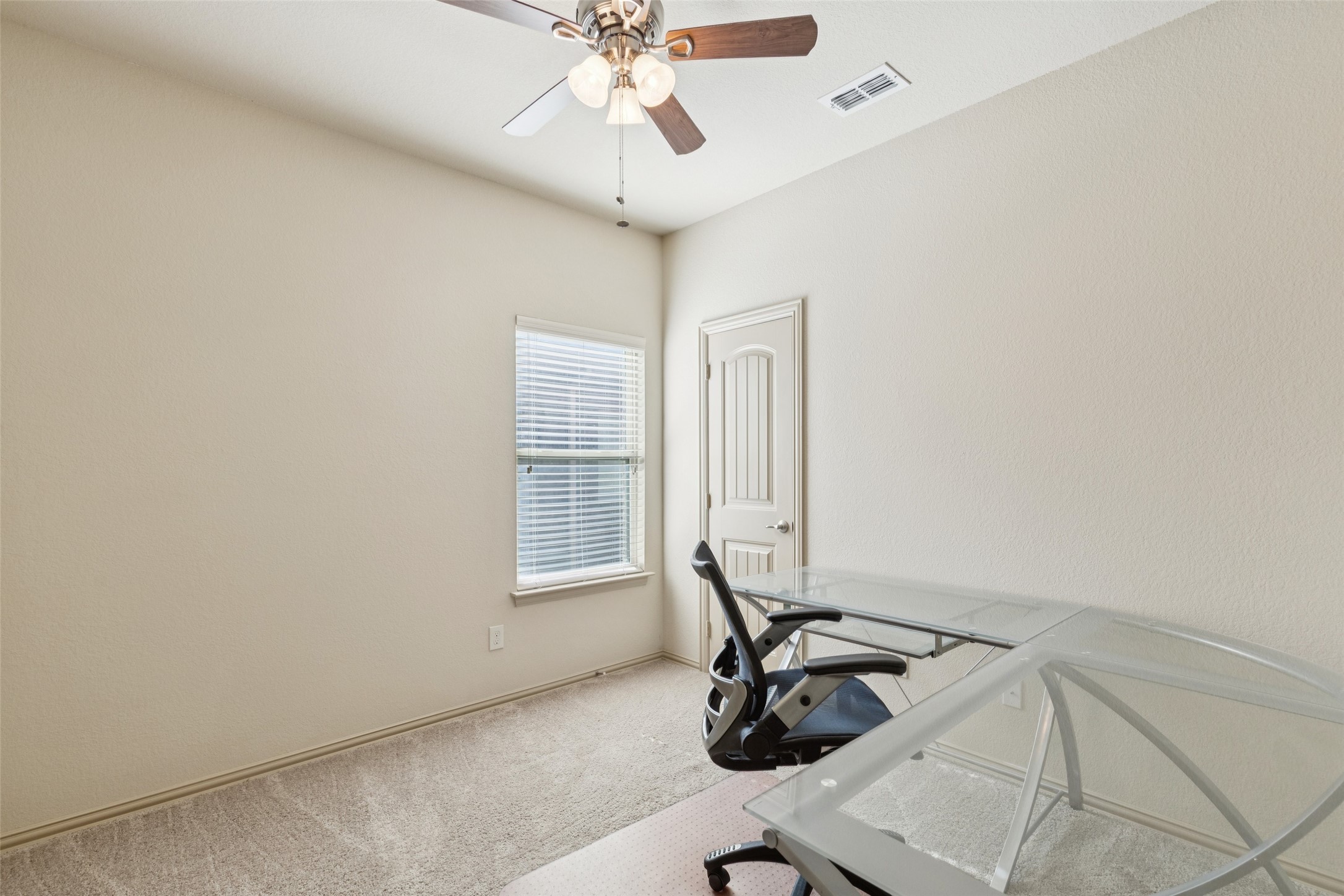 2604 Triangle Leaf Drive