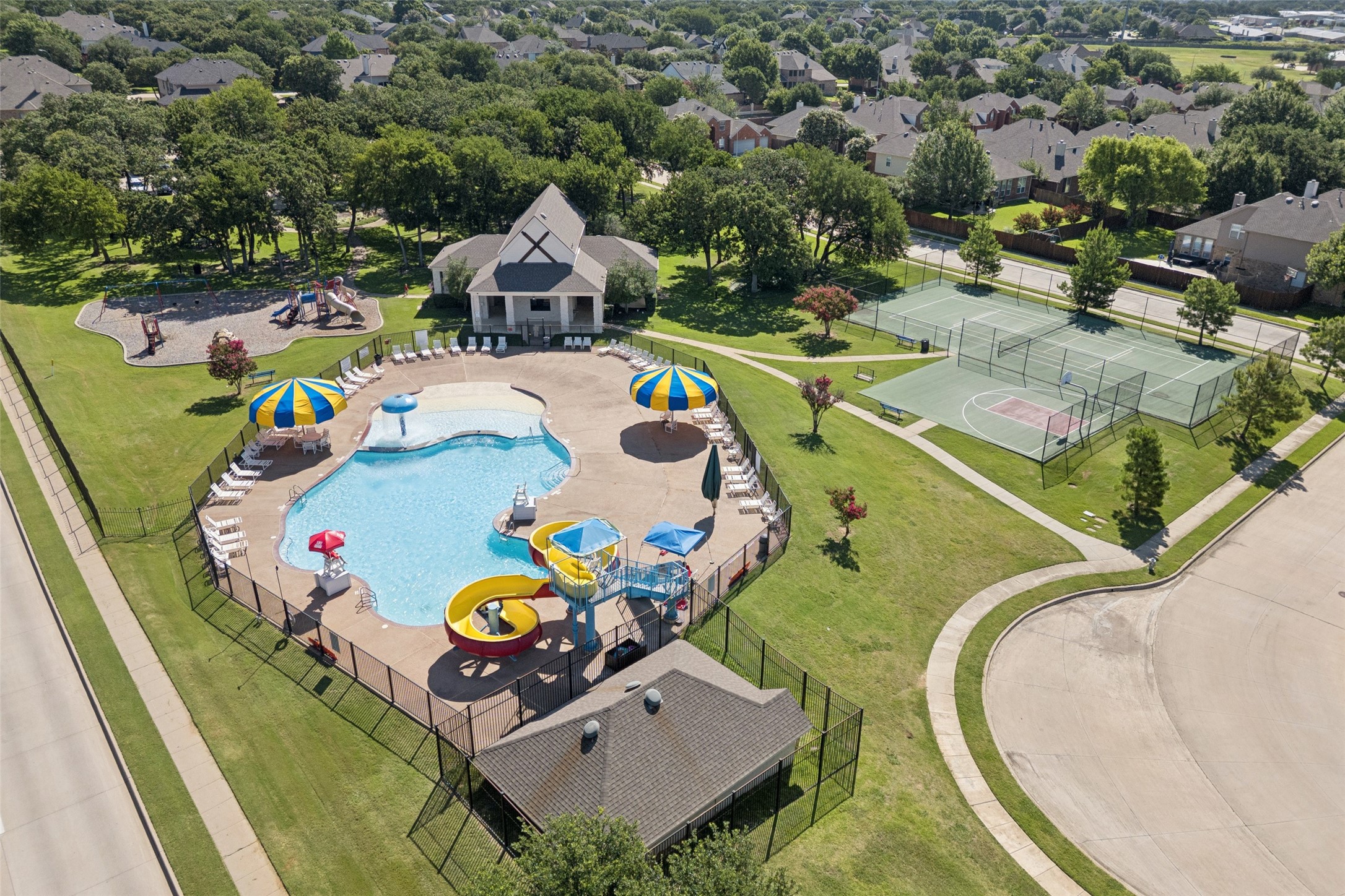 2604 Triangle Leaf Drive