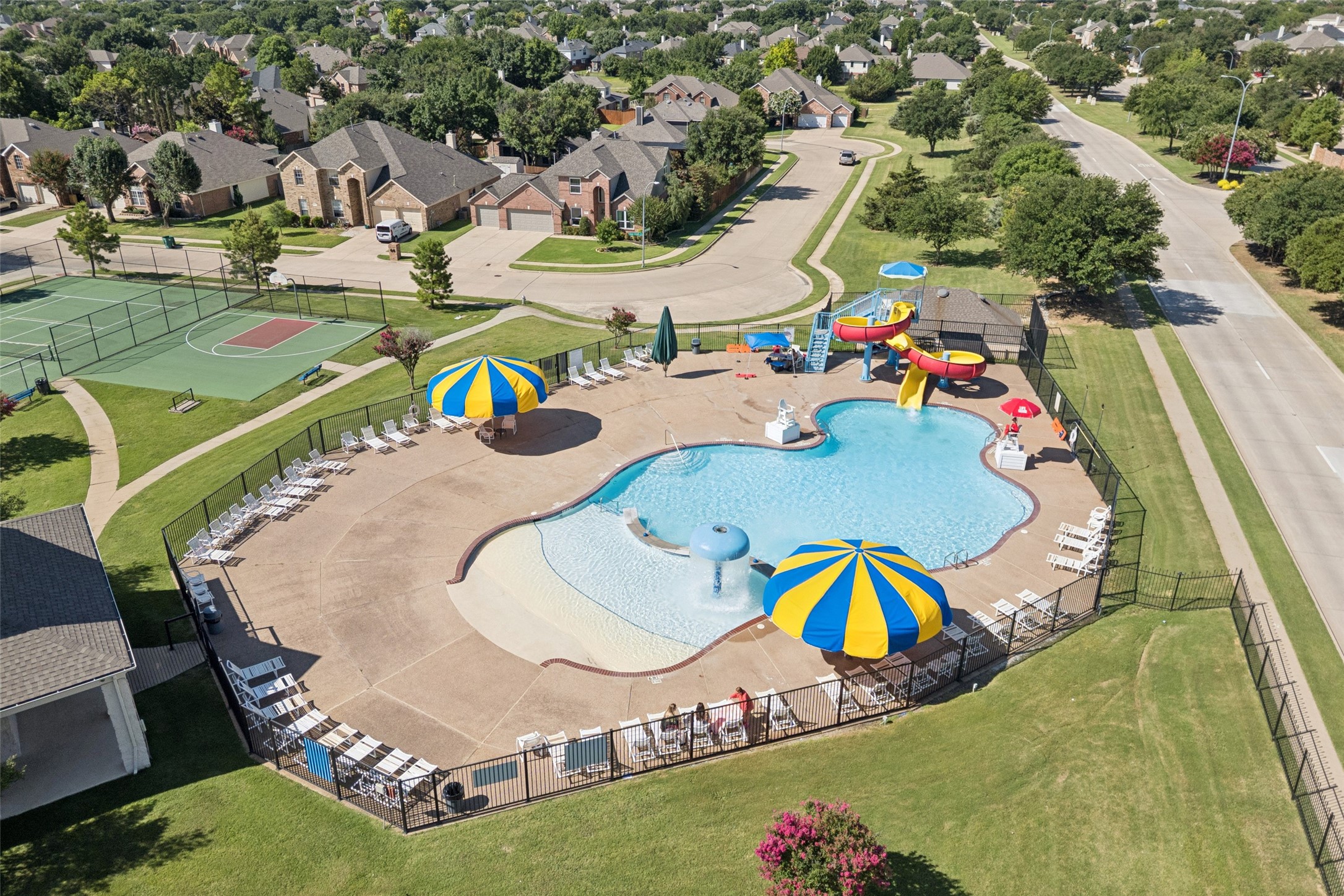 2604 Triangle Leaf Drive