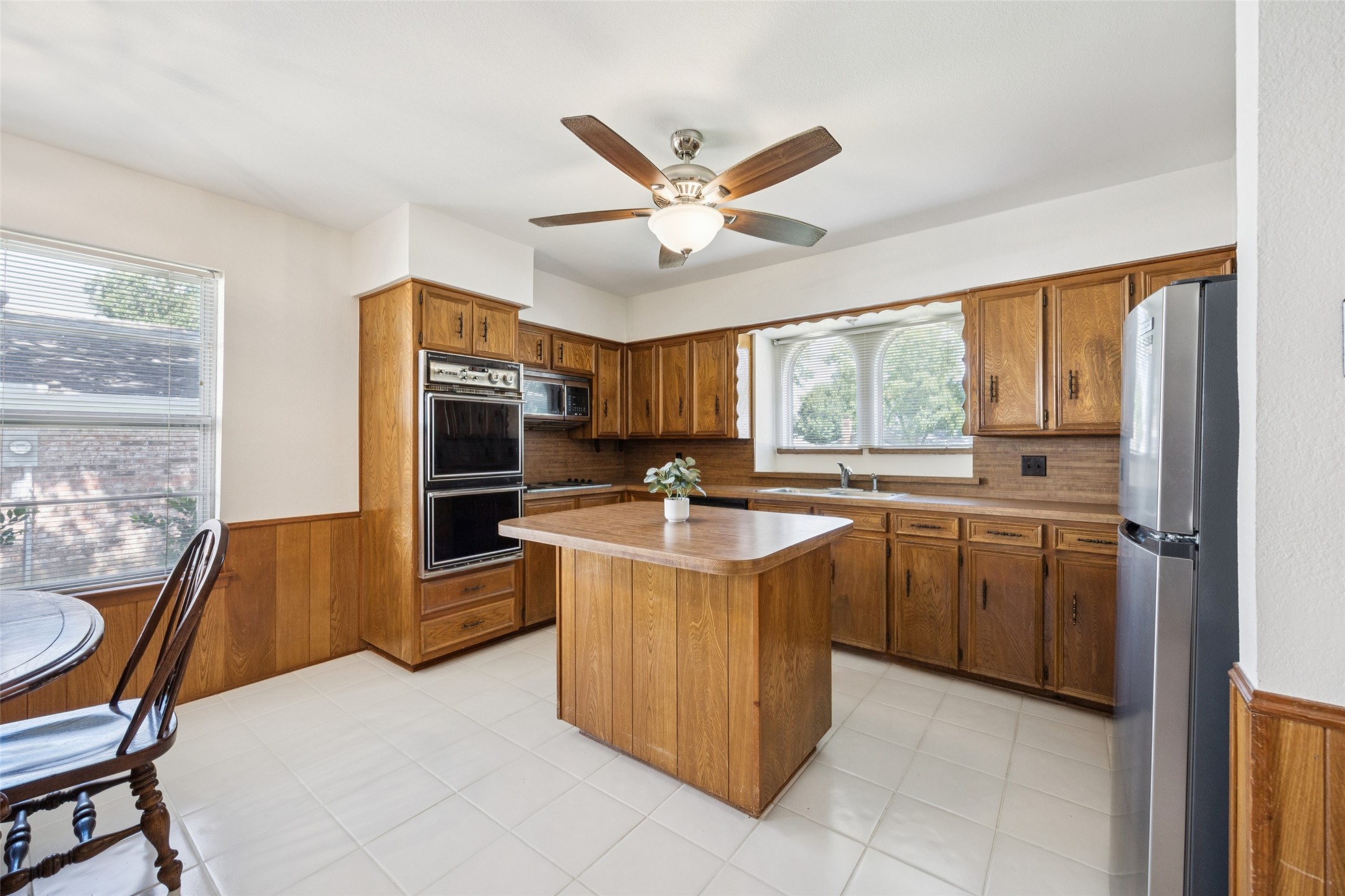 1636 Bedford Oaks Drive