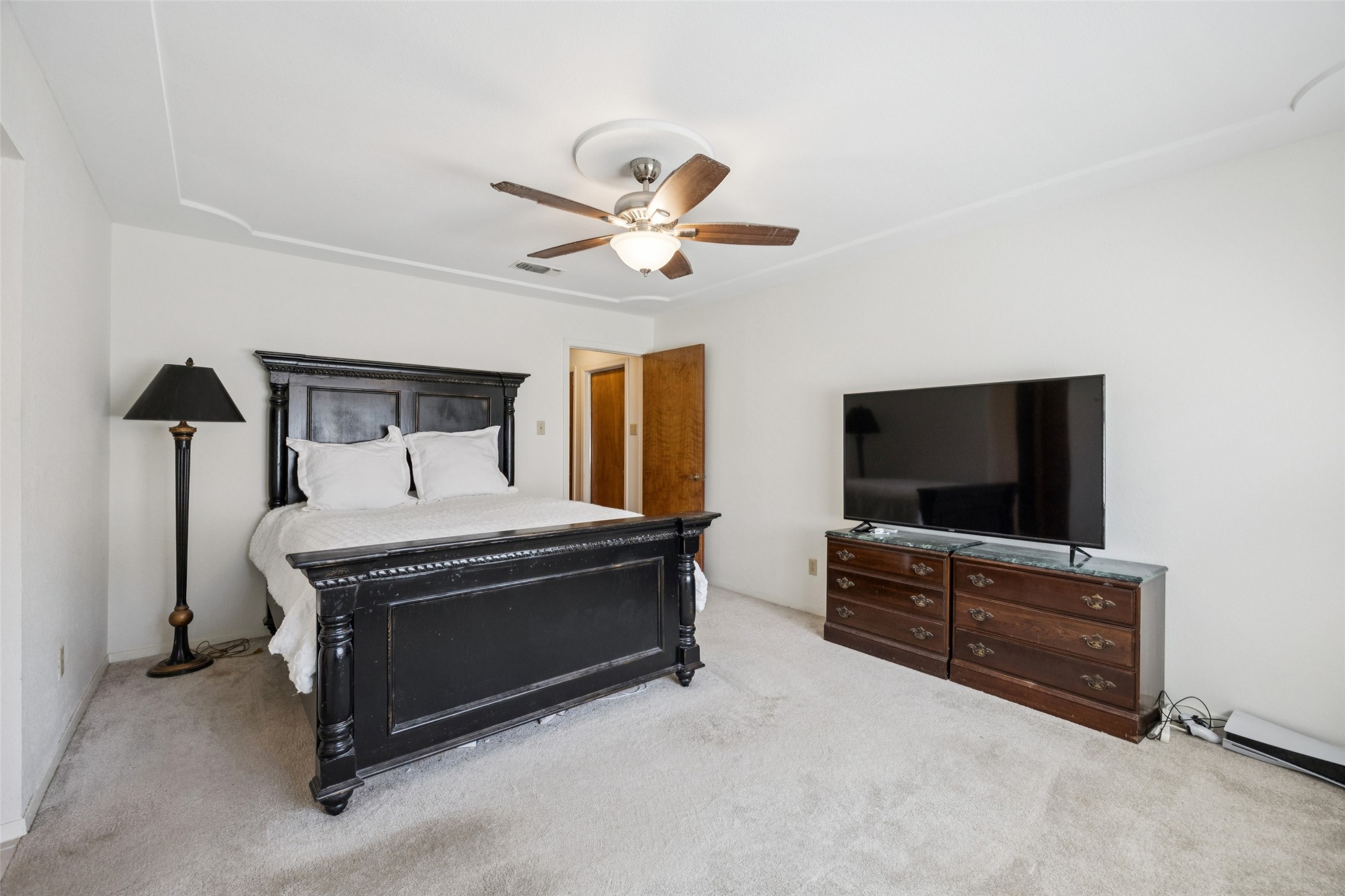 1636 Bedford Oaks Drive