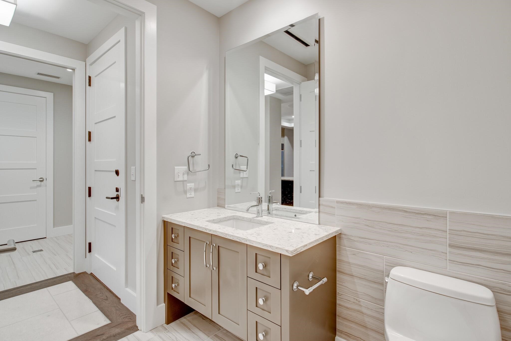 350 Central Avenue 307