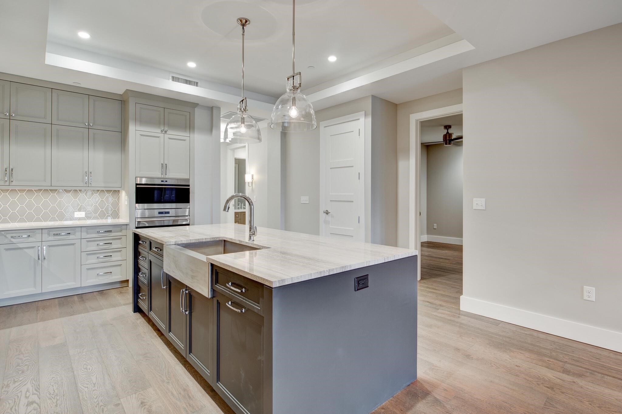 350 Central Avenue 307