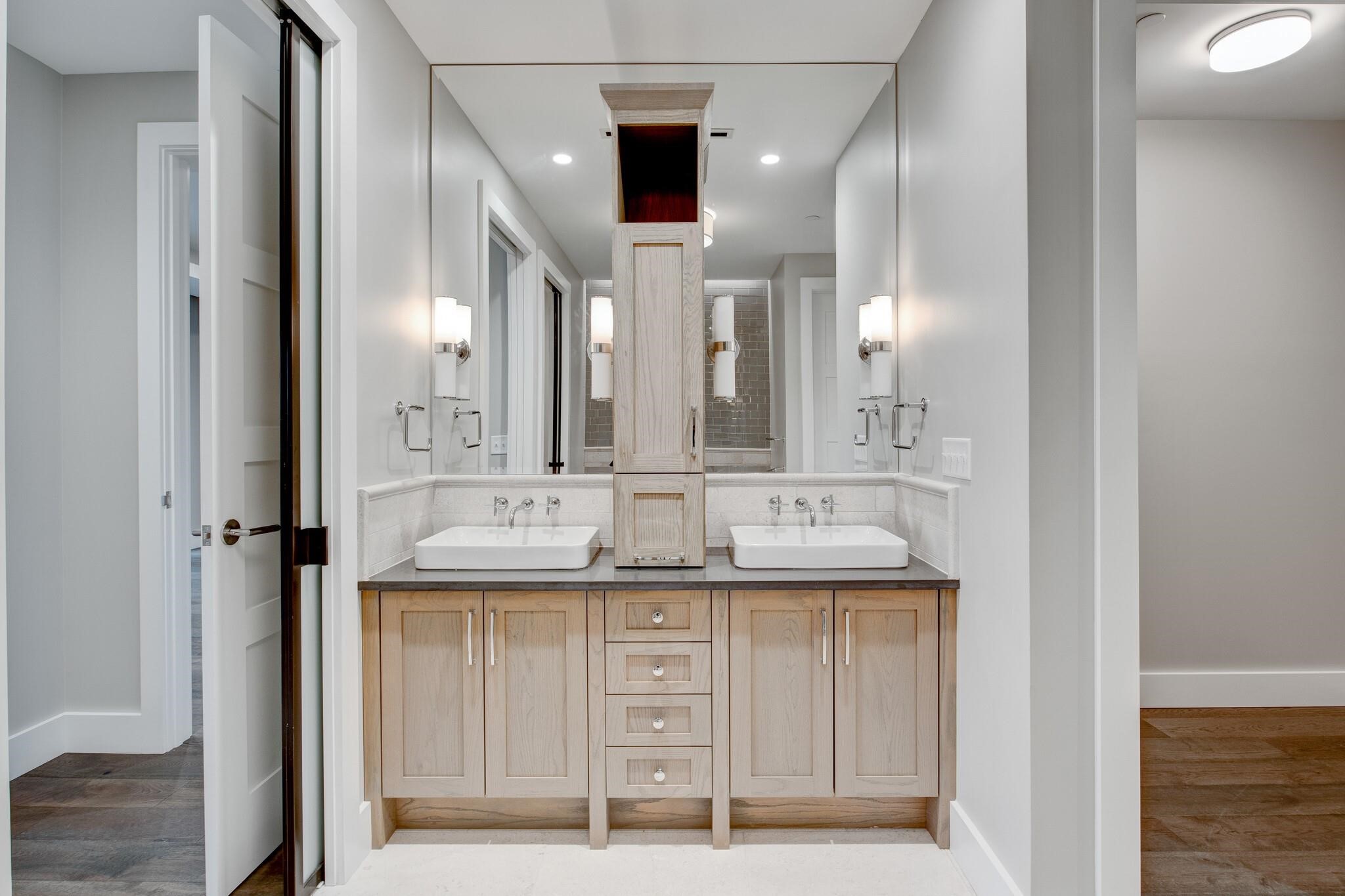 350 Central Avenue 307