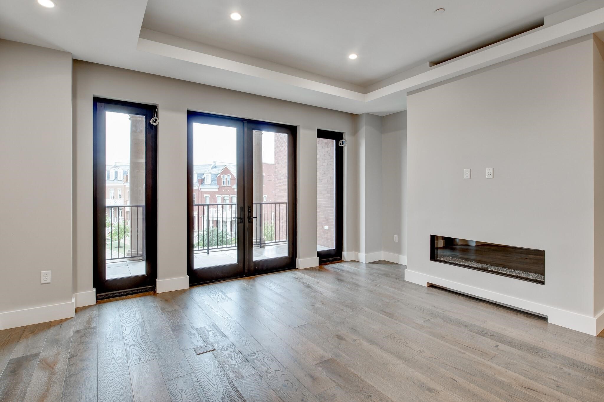 350 Central Avenue 307