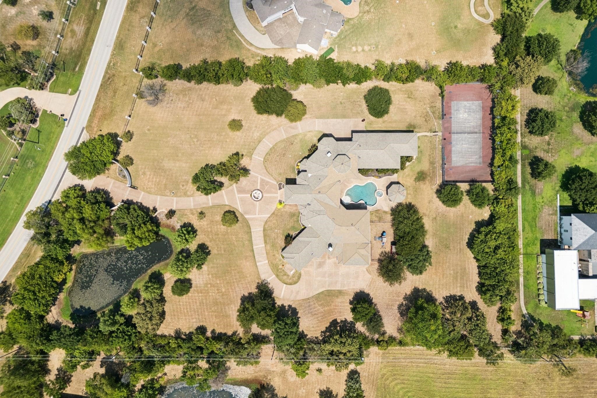 533 S White Chapel Blvd