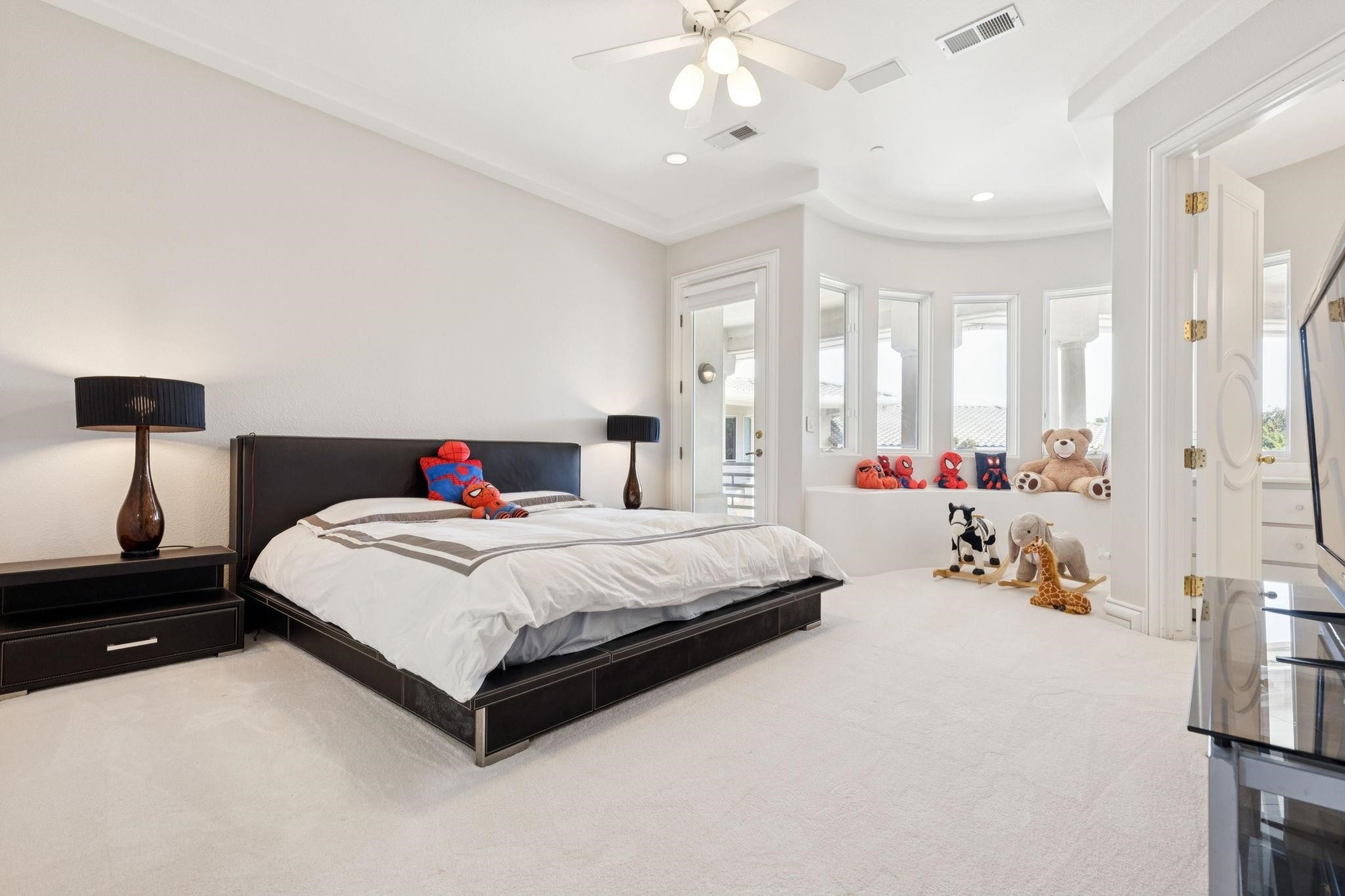 533 S White Chapel Blvd