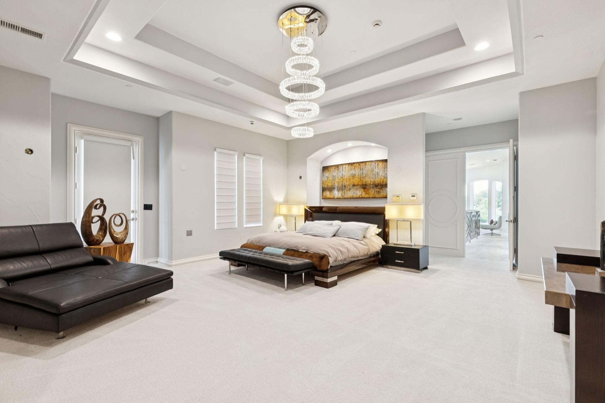 533 S White Chapel Blvd